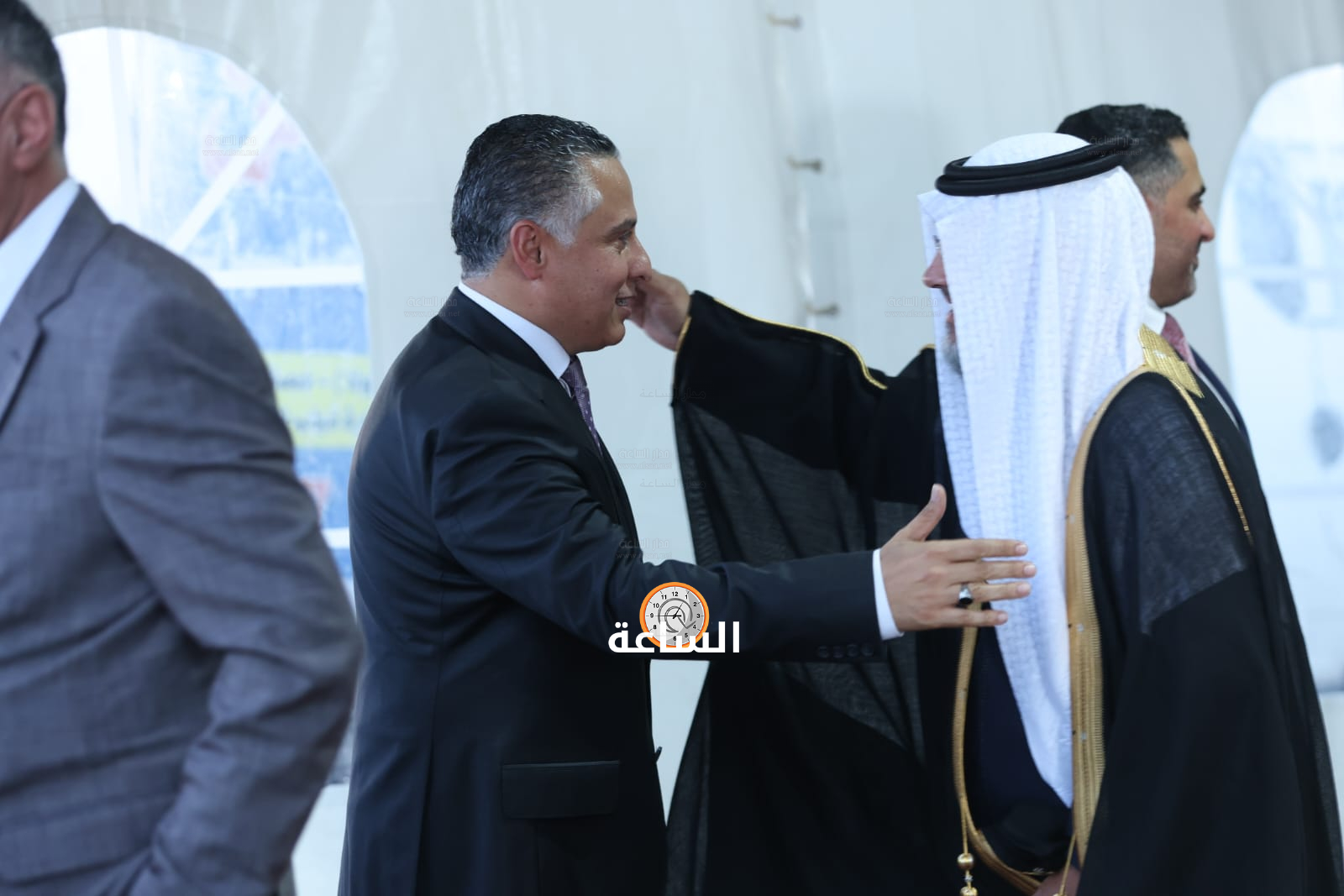 Madar Al-Saa Images 0.8166668332497151