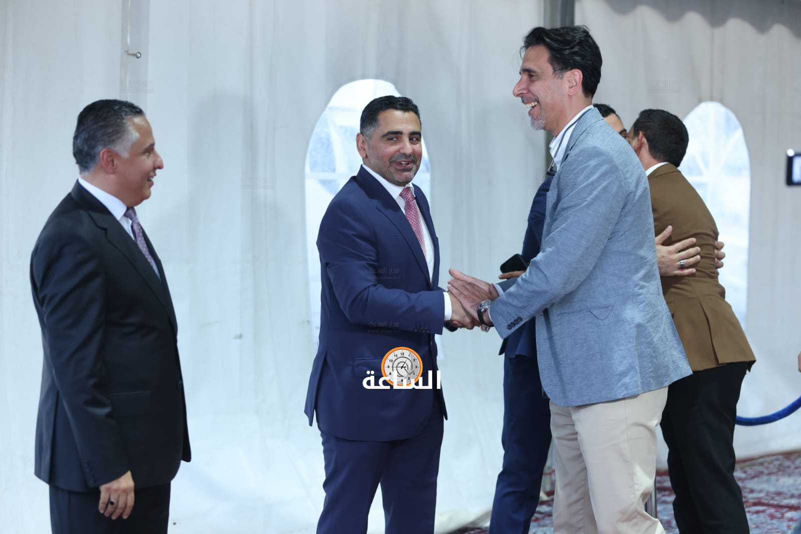 Madar Al-Saa Images 0.5005989234140732