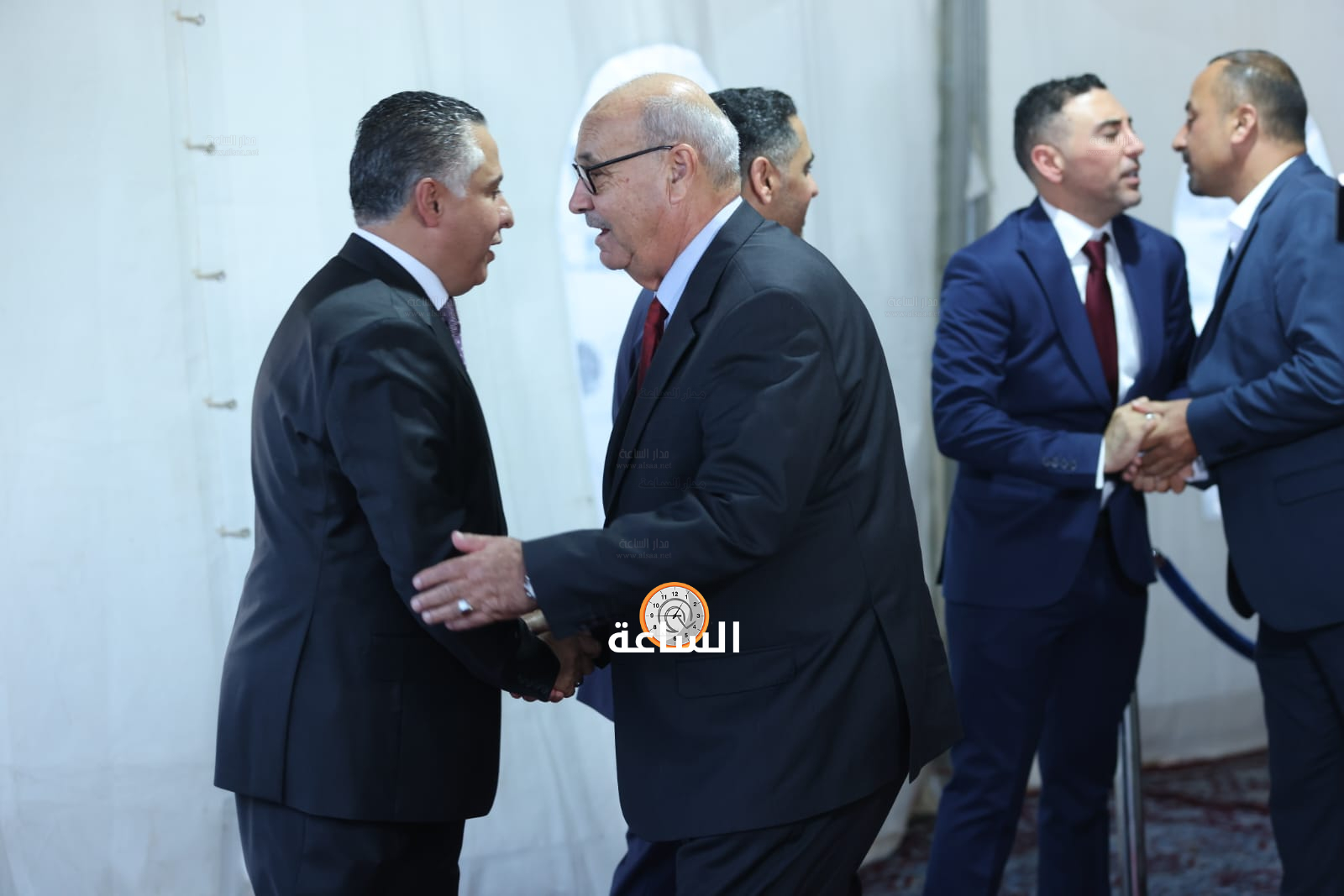 Madar Al-Saa Images 0.5164573047669176