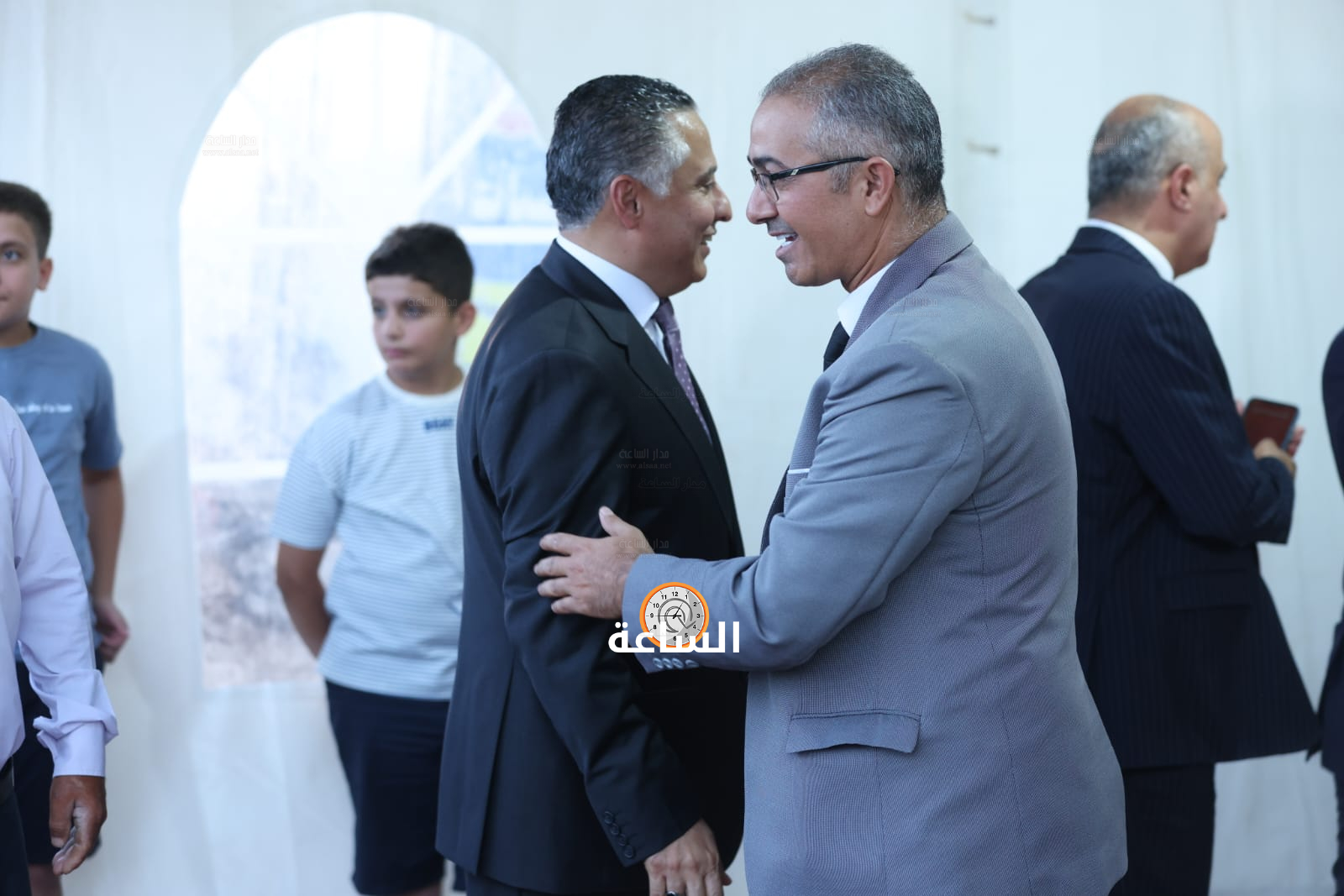 Madar Al-Saa Images 0.44248535489708307