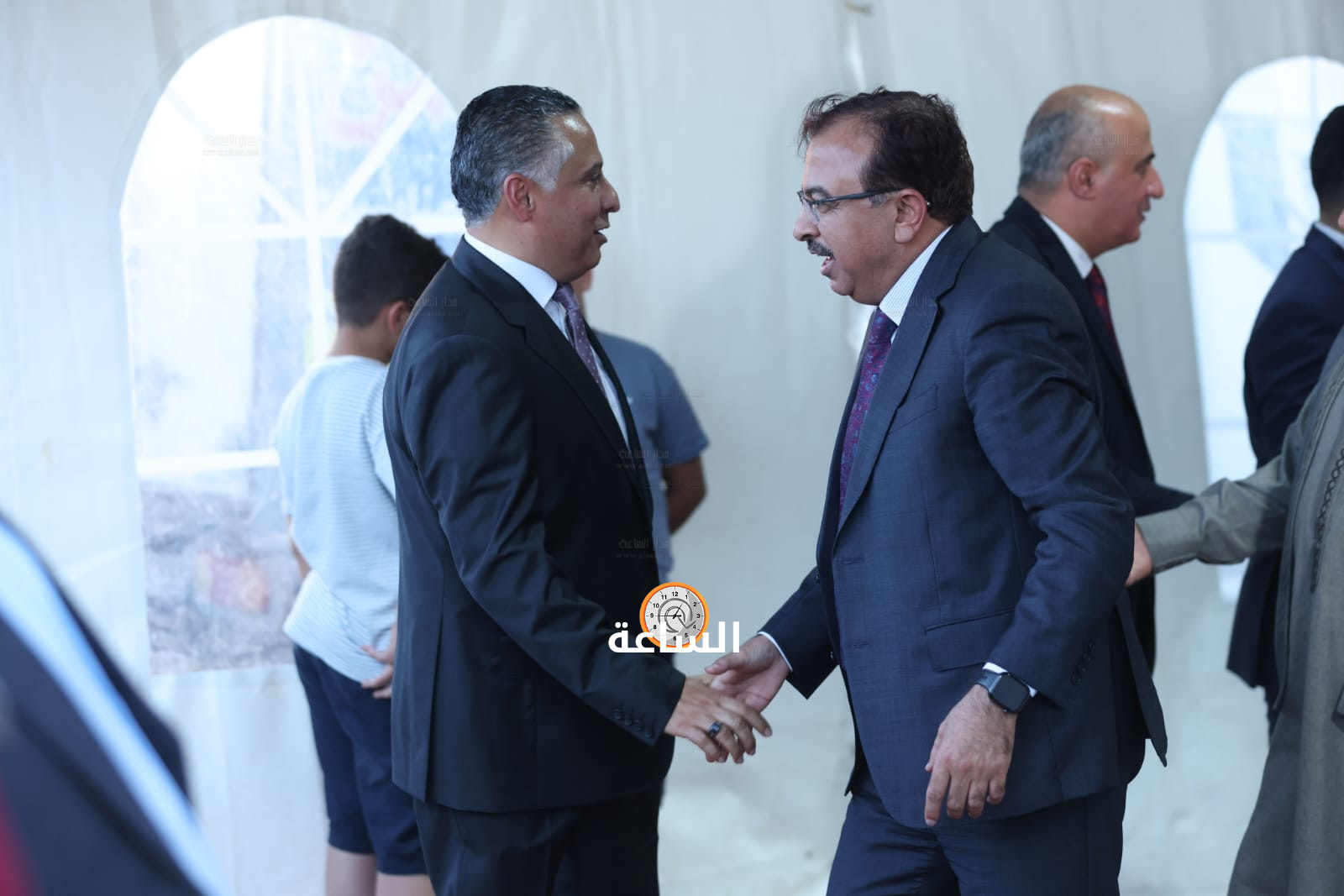Madar Al-Saa Images 0.7416585611298695