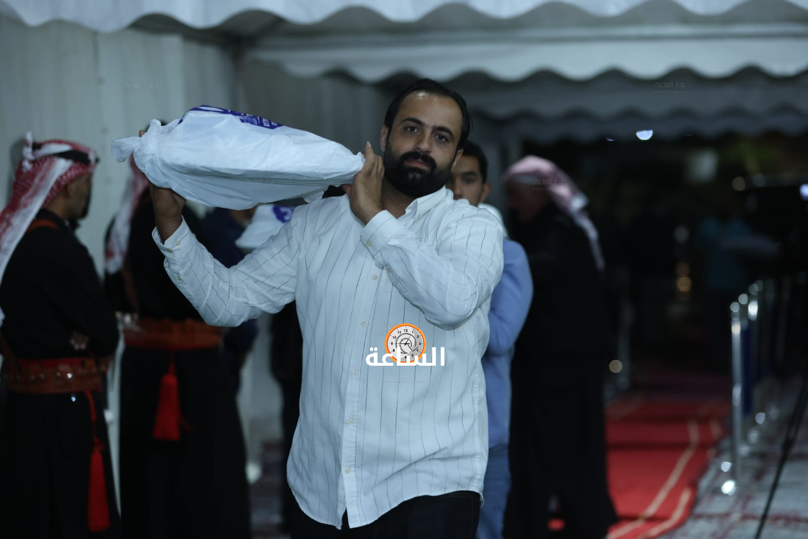 Madar Al-Saa Images 0.4831618493675227