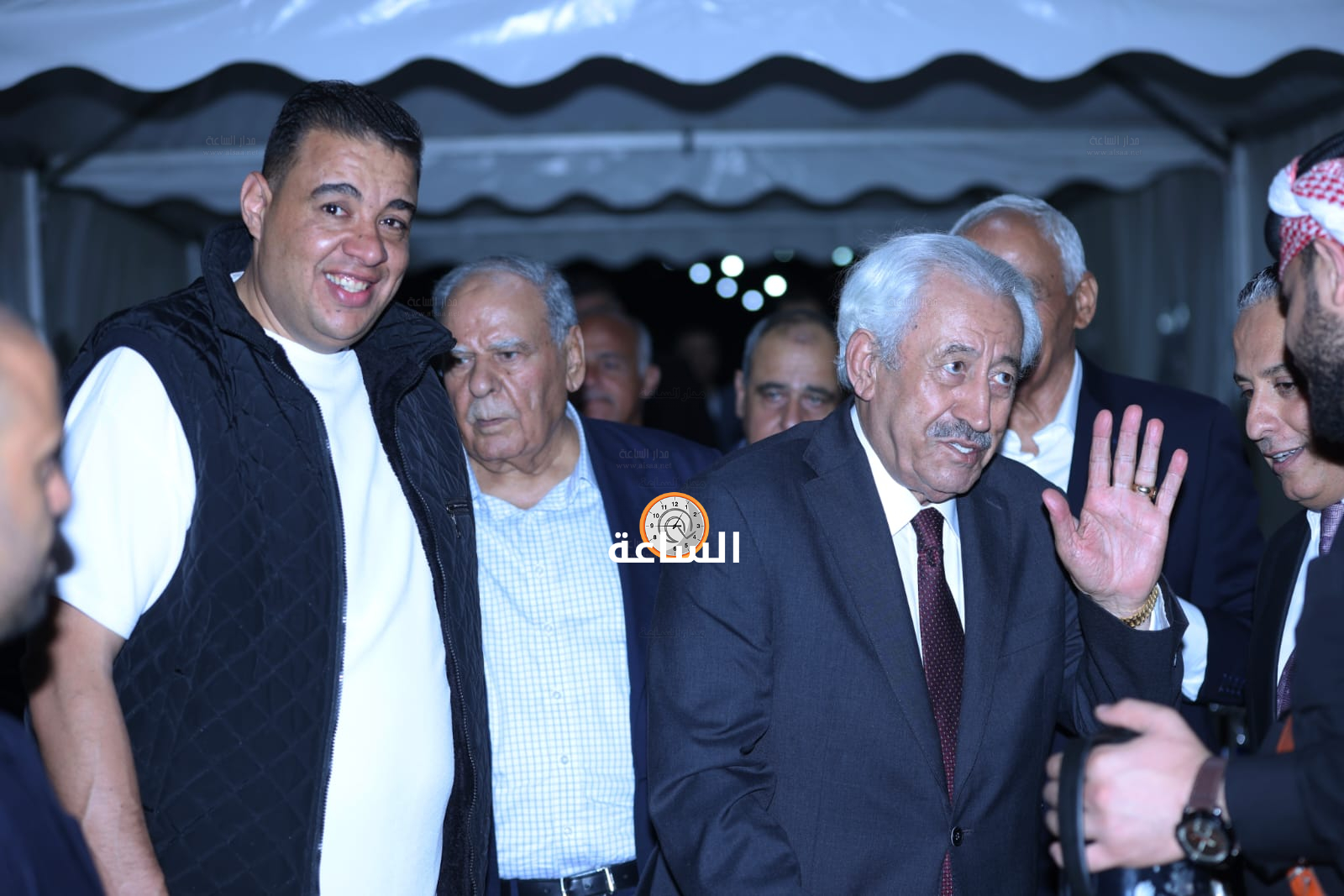 Madar Al-Saa Images 0.39159845868019527