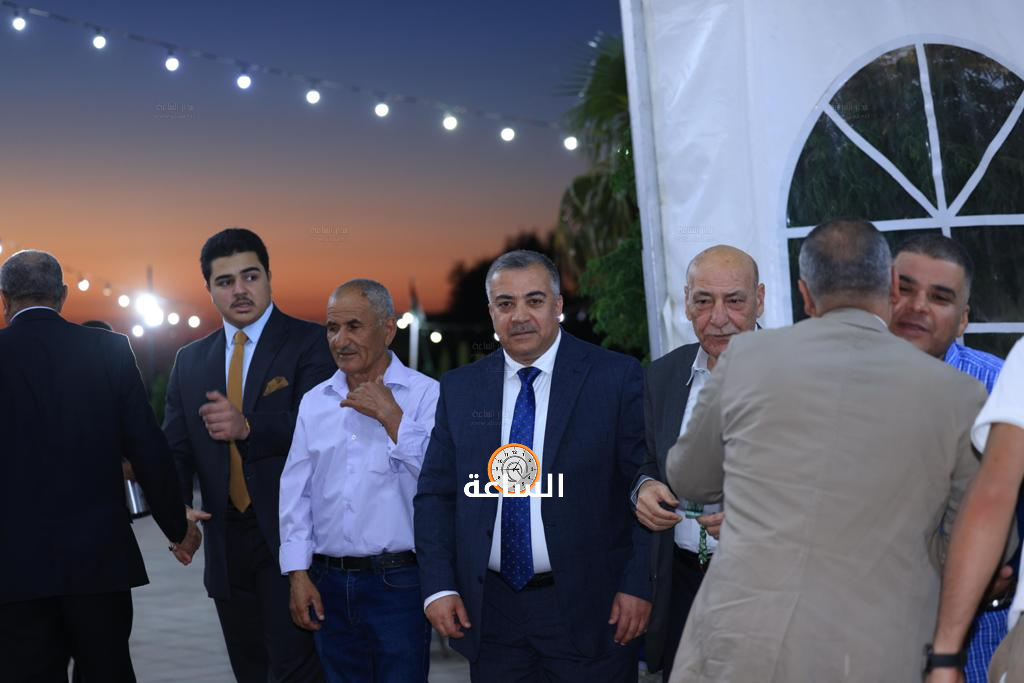 Madar Al-Saa Images 0.8219939129159819