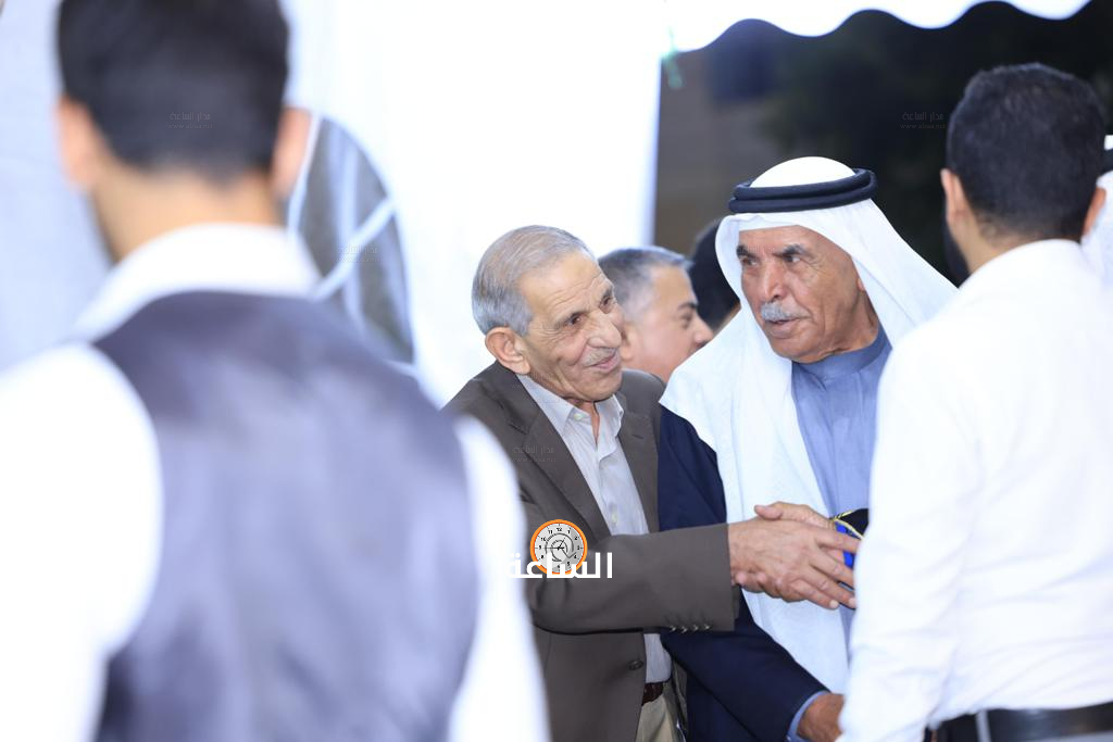 Madar Al-Saa Images 0.7190125205352452
