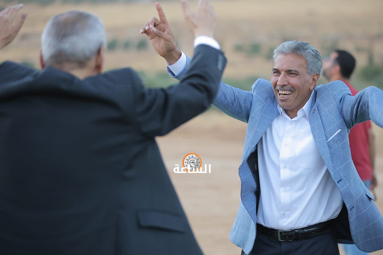 Madar Al-Saa Images 0.911123223847669