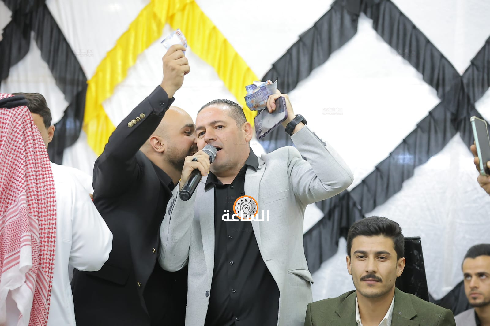 Madar Al-Saa Images 0.0129091364959526
