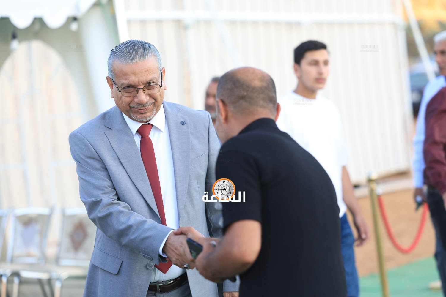 Madar Al-Saa Images 0.0004889295588005327