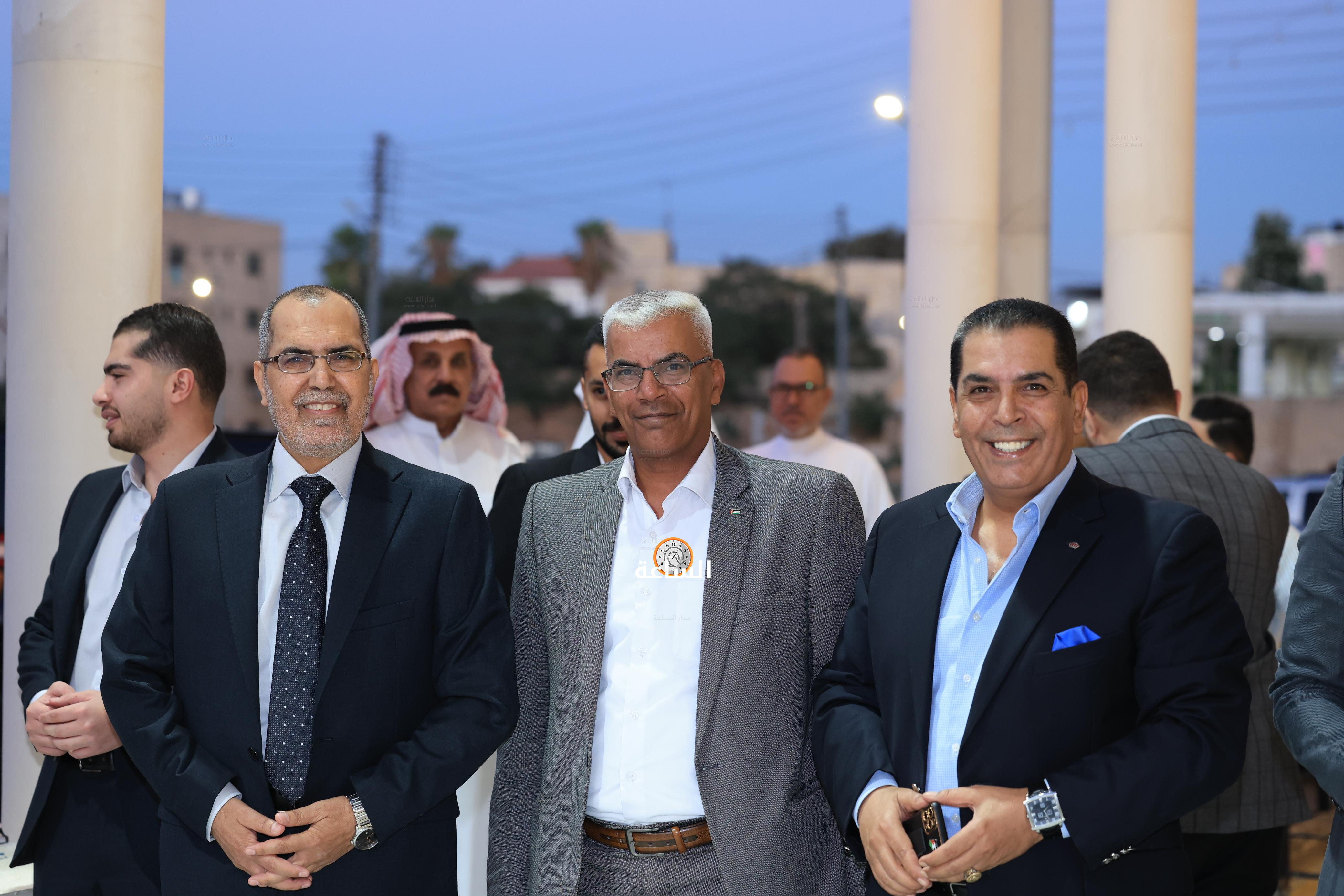 Madar Al-Saa Images 0.01141314447253261
