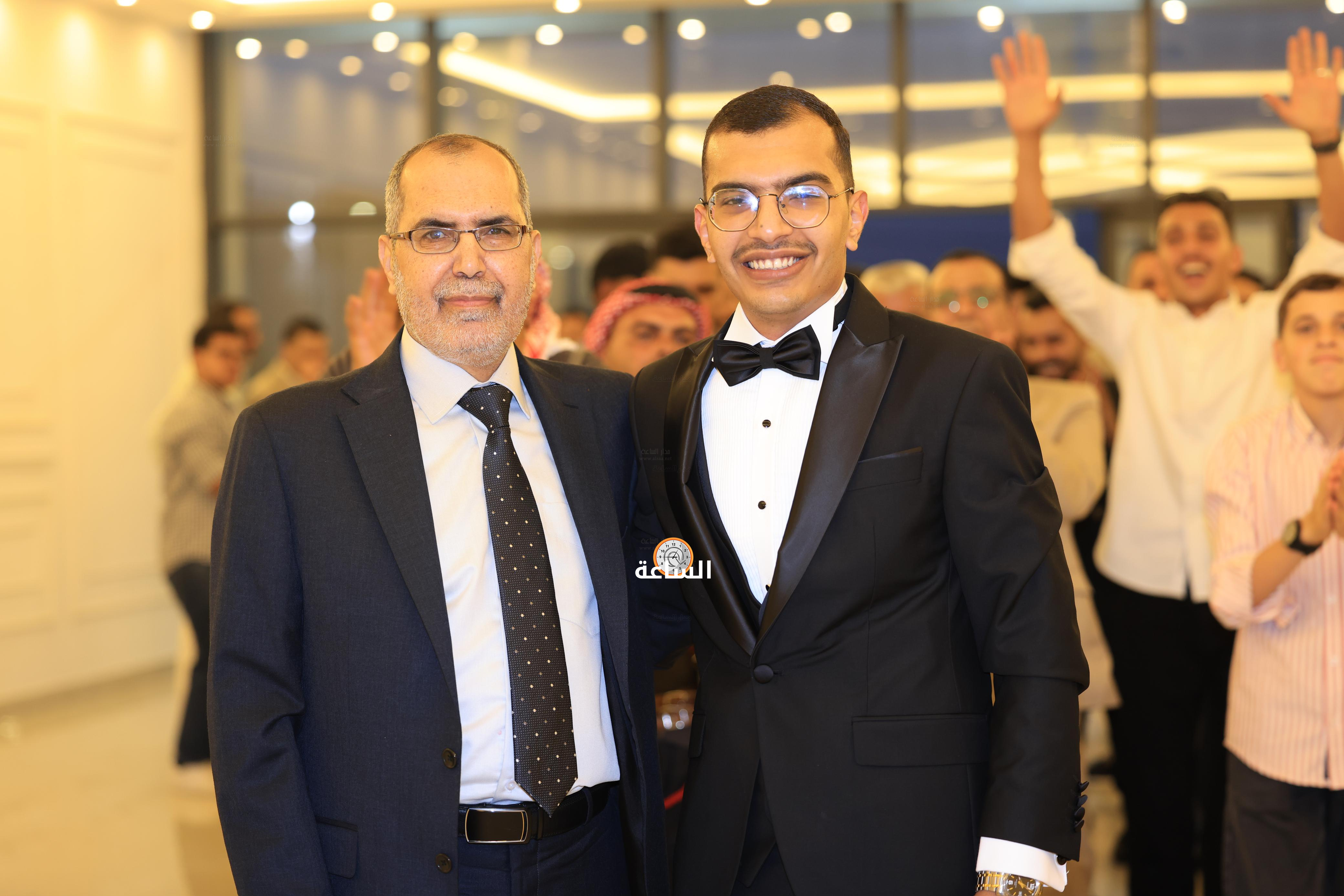 Madar Al-Saa Images 0.44715610521509885