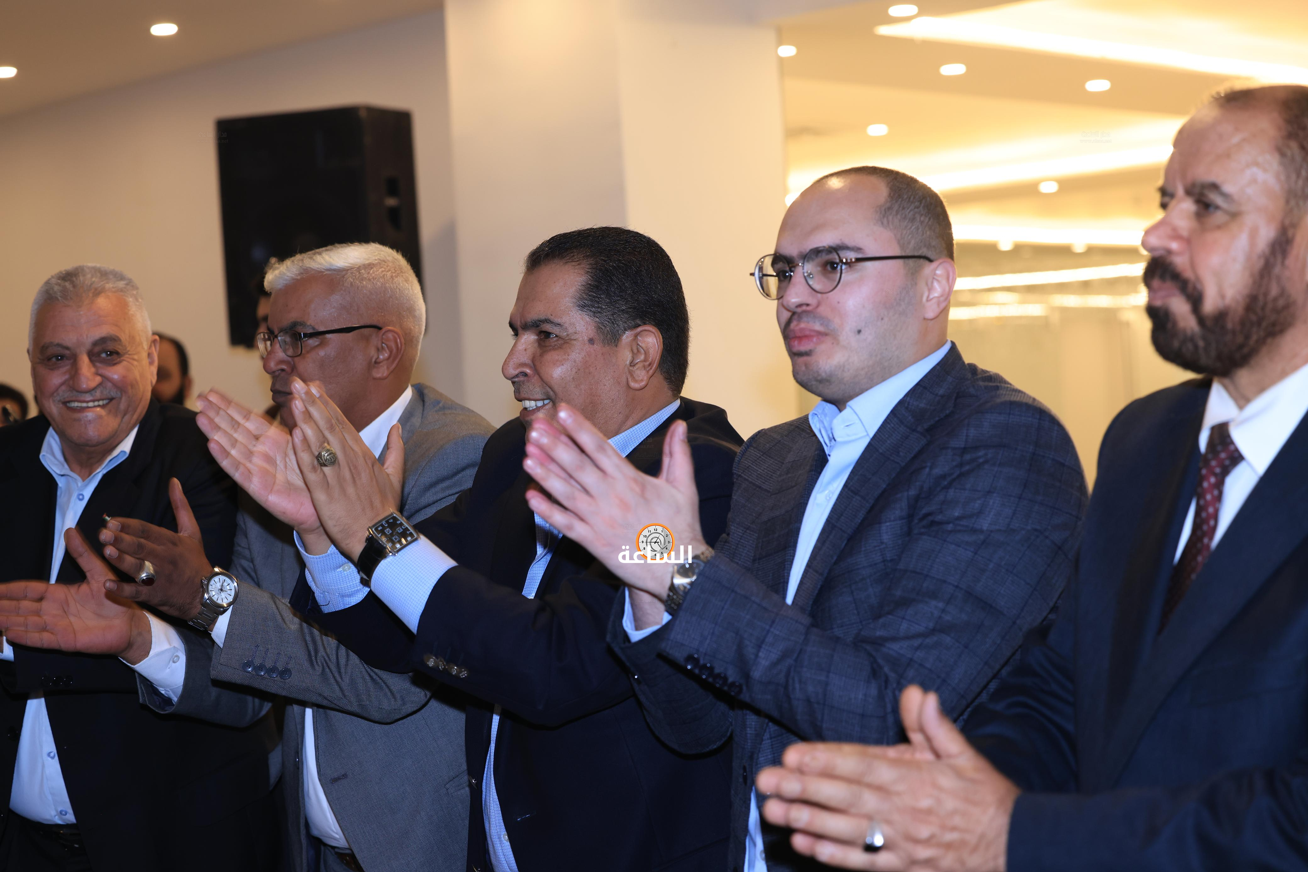 Madar Al-Saa Images 0.5527720296088195