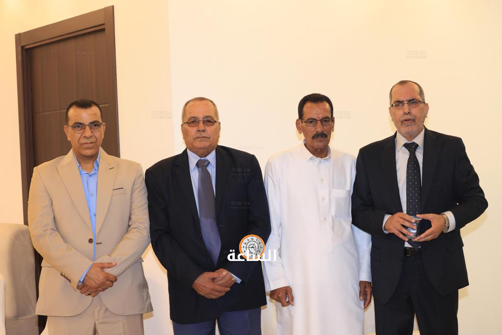 Madar Al-Saa Images 0.38424753825463065