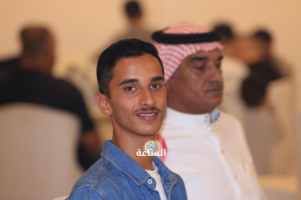 Madar Al-Saa Images 0.9849329490918767