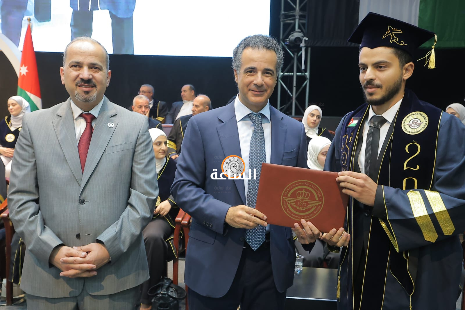 Madar Al-Saa Images 0.05986929622383308