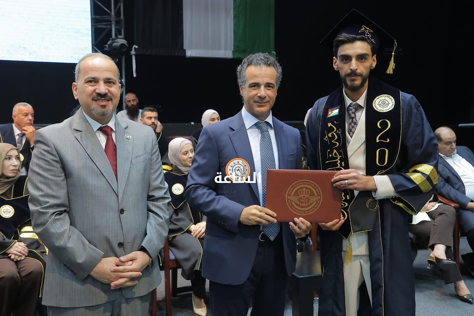 Madar Al-Saa Images 0.4008400124782513