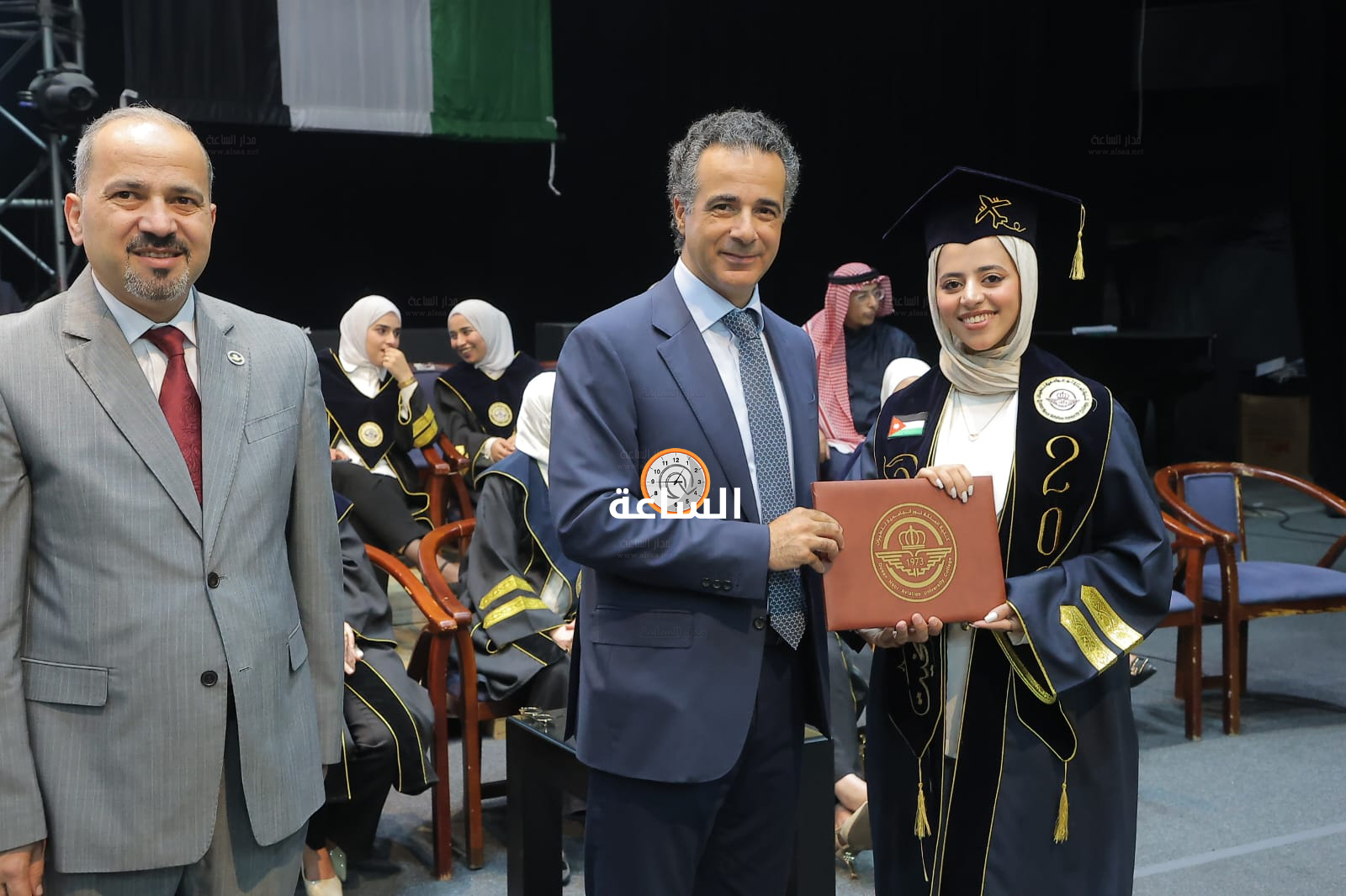 Madar Al-Saa Images 0.48369601934634854