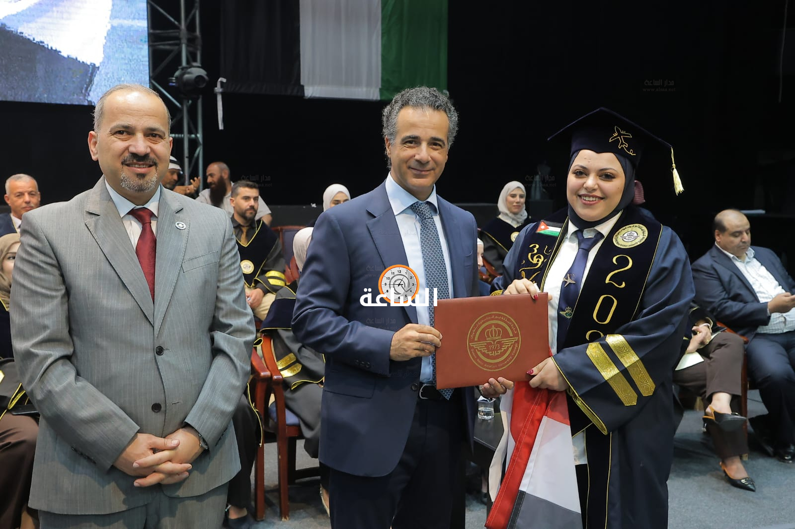Madar Al-Saa Images 0.9858163479529024