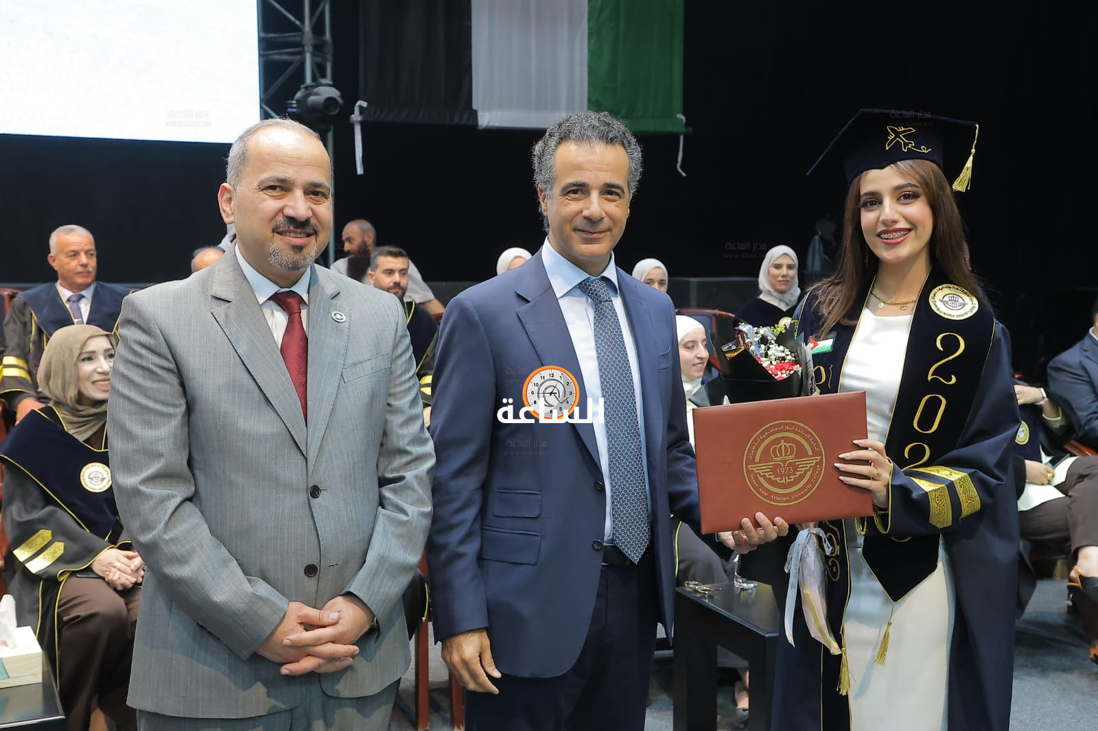Madar Al-Saa Images 0.48938846667477687