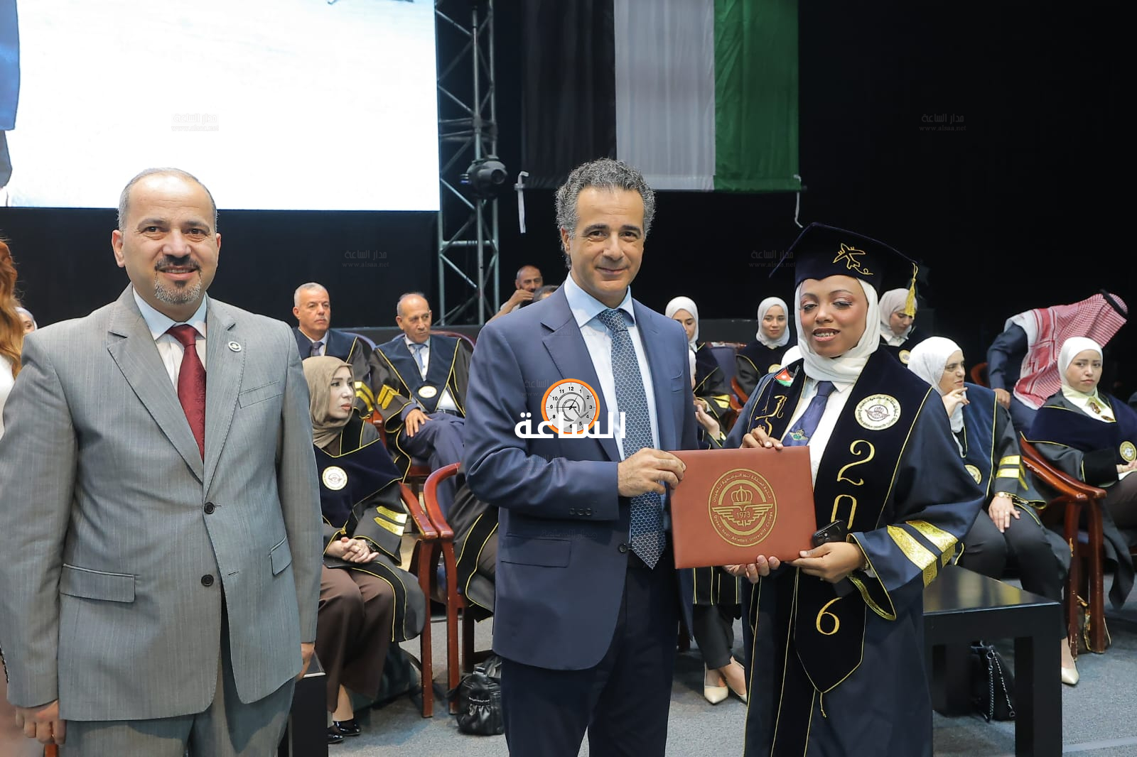 Madar Al-Saa Images 0.2460896323217634