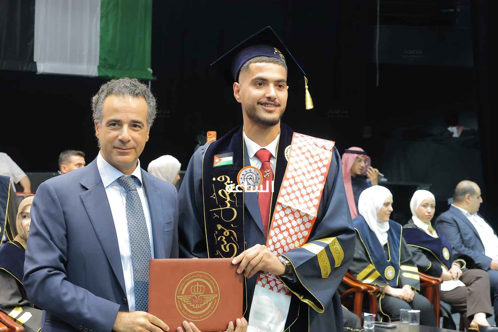 Madar Al-Saa Images 0.4627292069401011