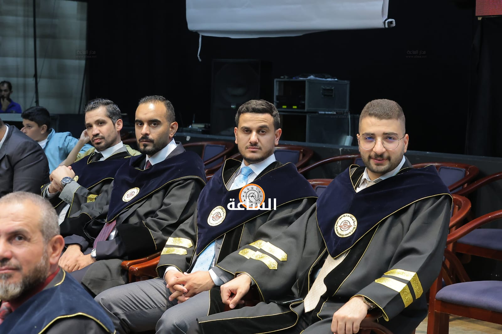 Madar Al-Saa Images 0.7078986388723573