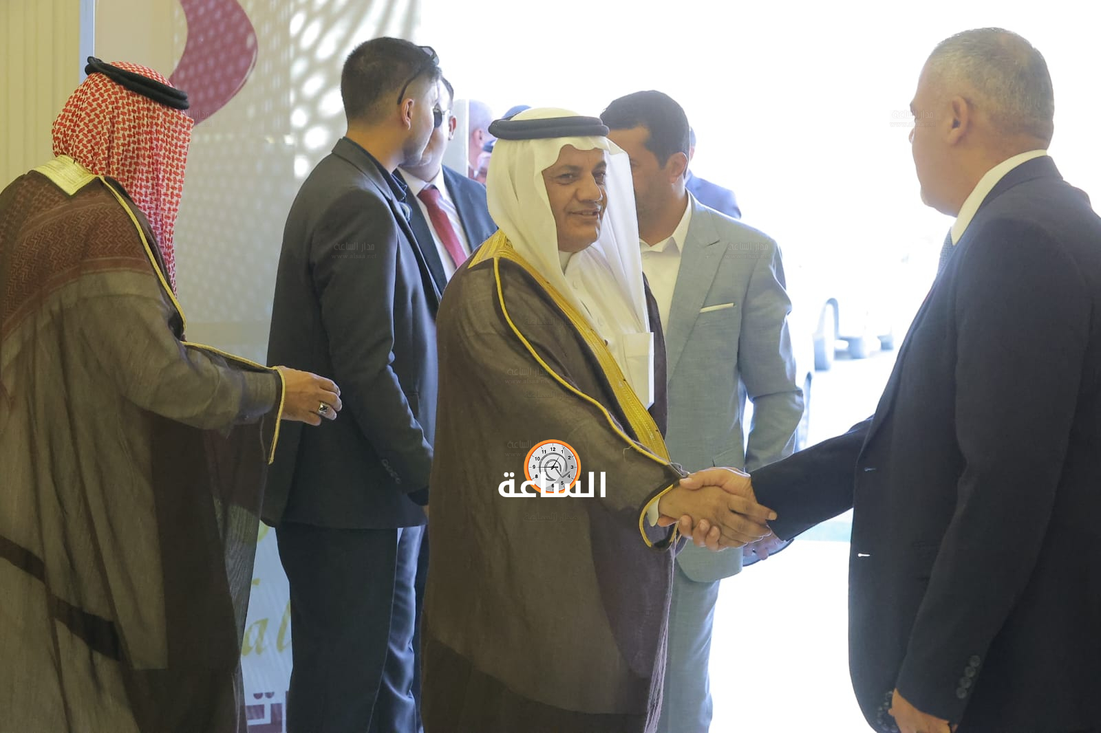 Madar Al-Saa Images 0.7617817160817031