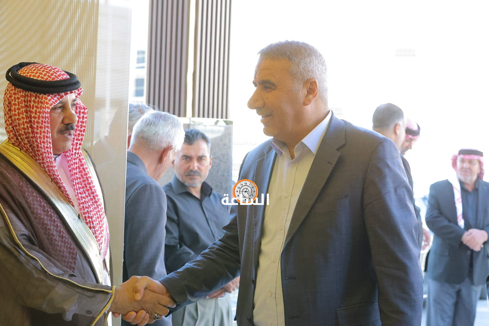 Madar Al-Saa Images 0.25742470799280615