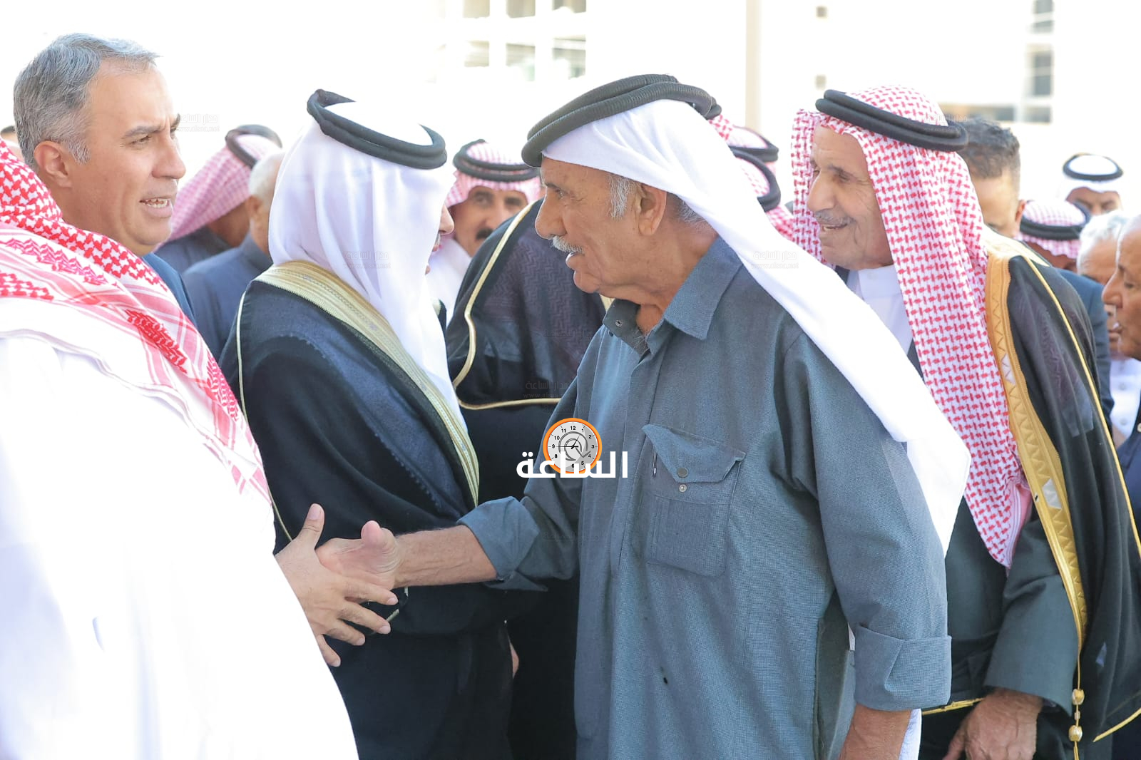 Madar Al-Saa Images 0.6939348960964499