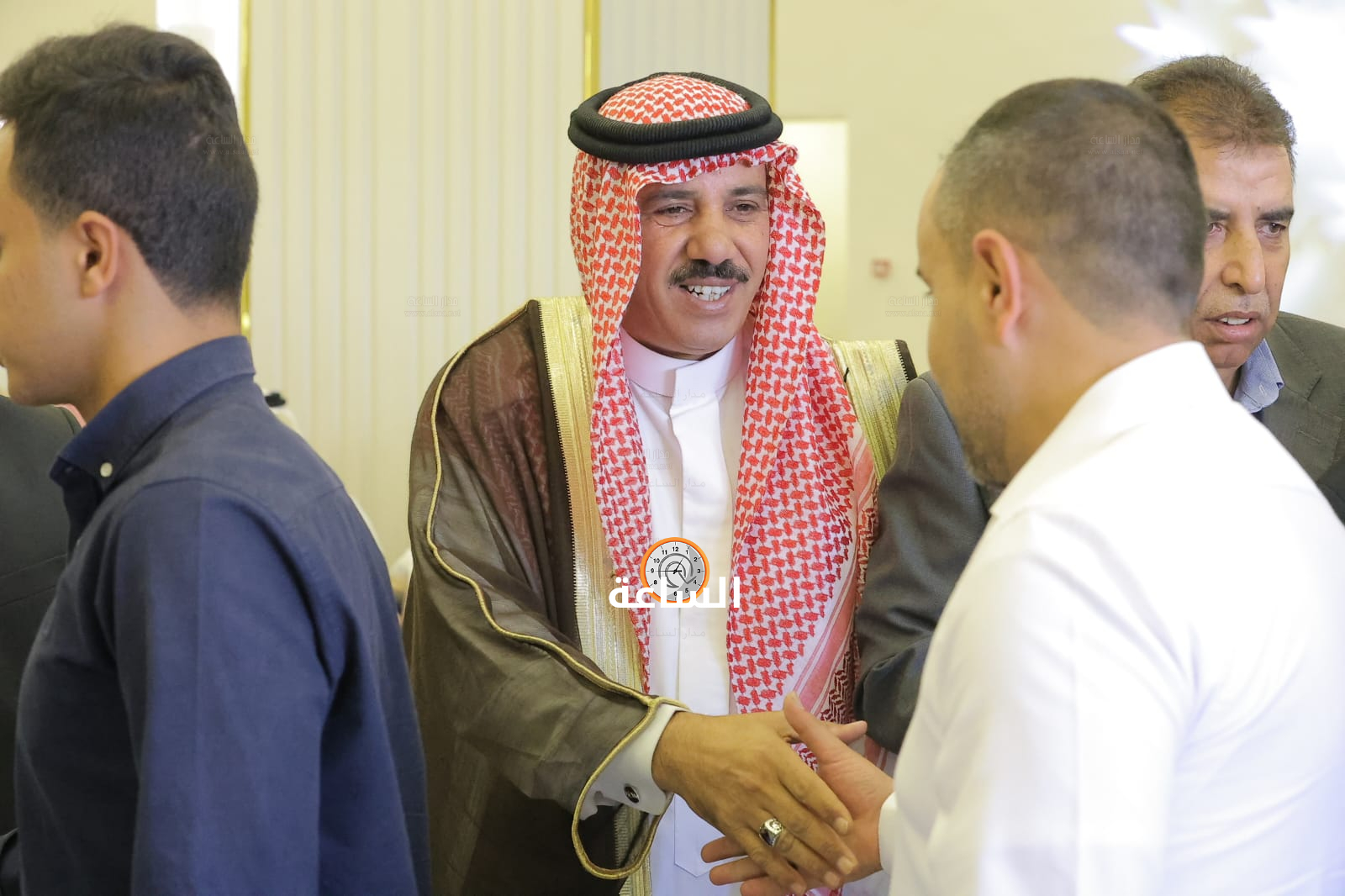 Madar Al-Saa Images 0.5448010361107788
