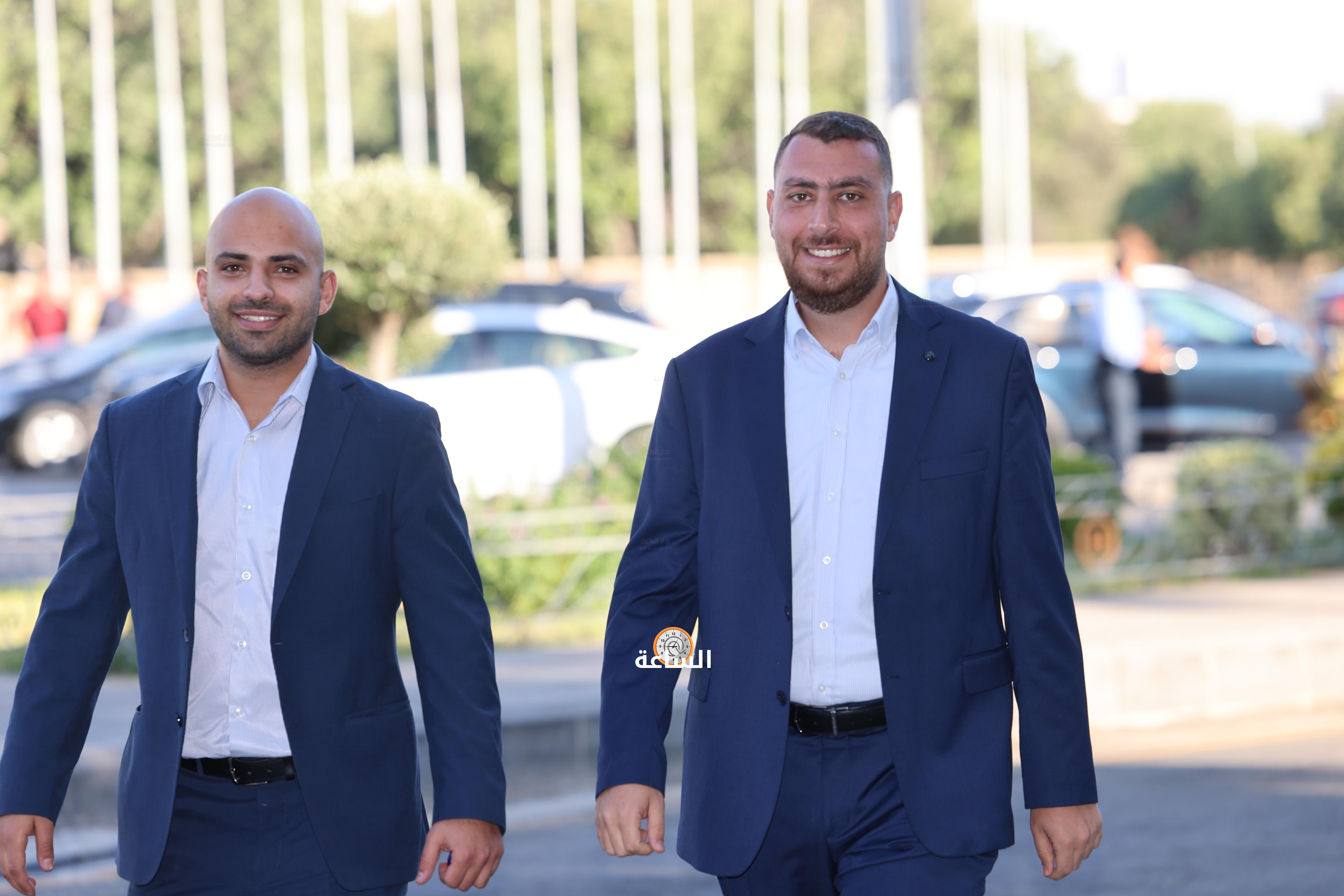 Madar Al-Saa Images 0.4871468654215999