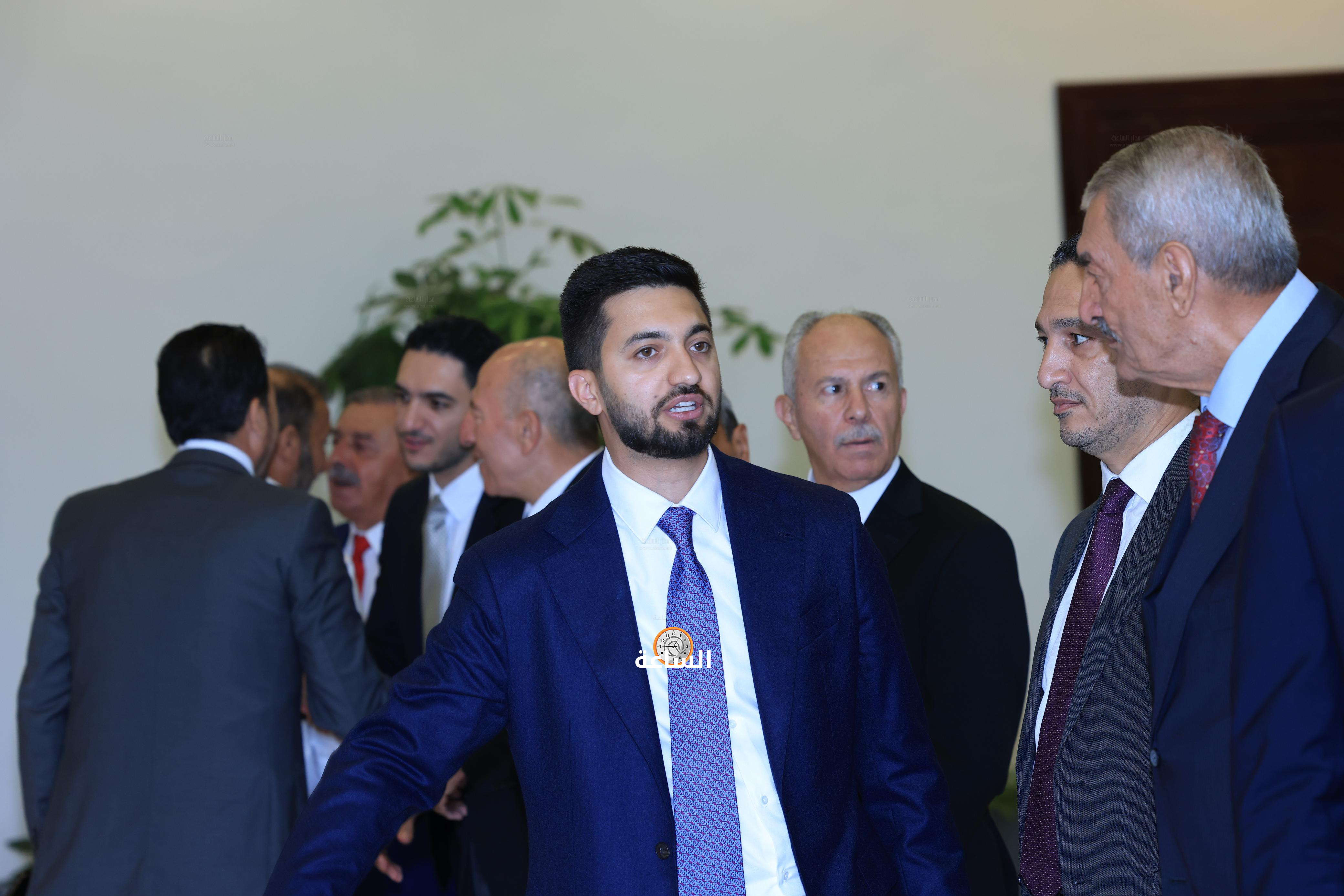 Madar Al-Saa Images 0.6803229785492617