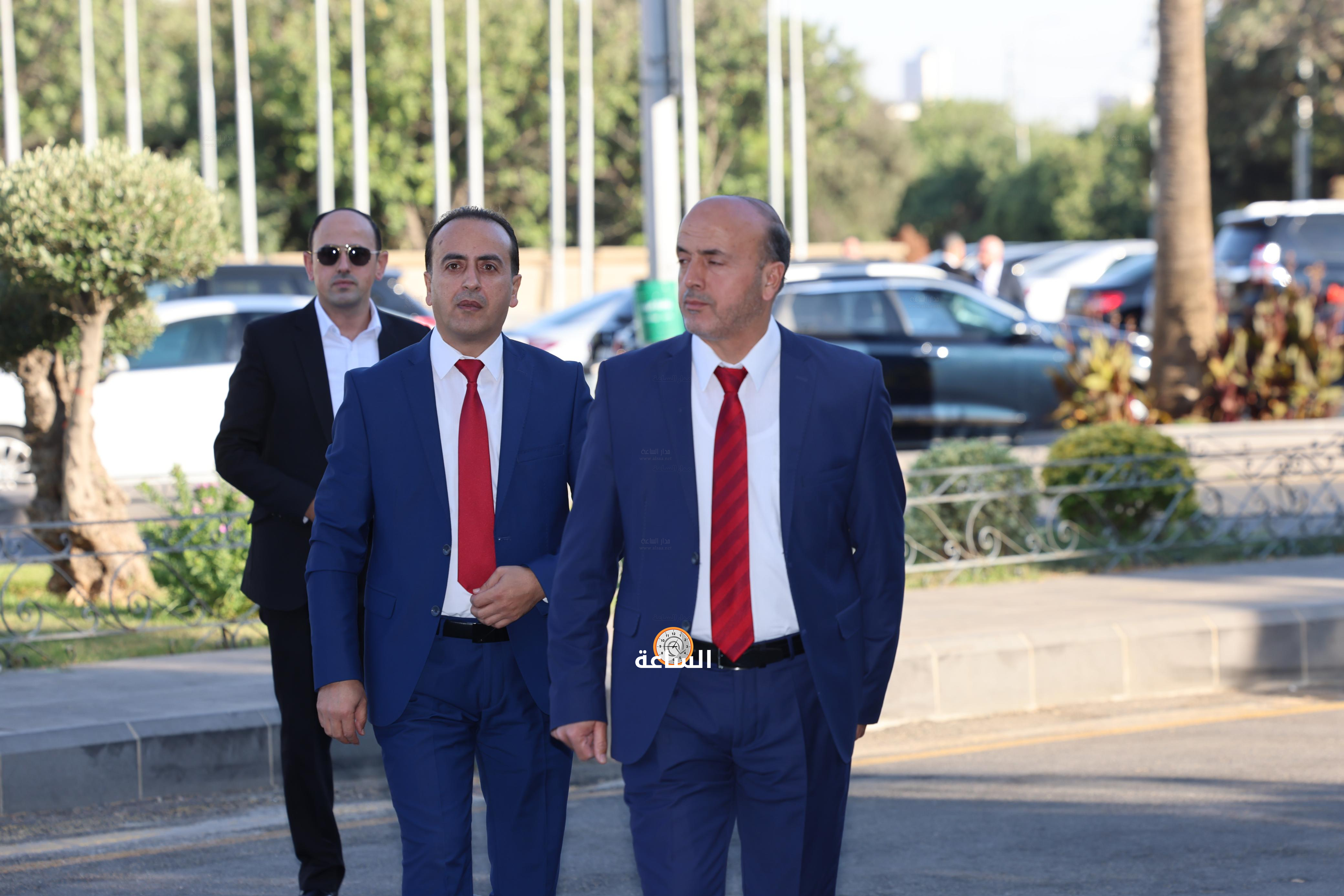 Madar Al-Saa Images 0.0435747547451113