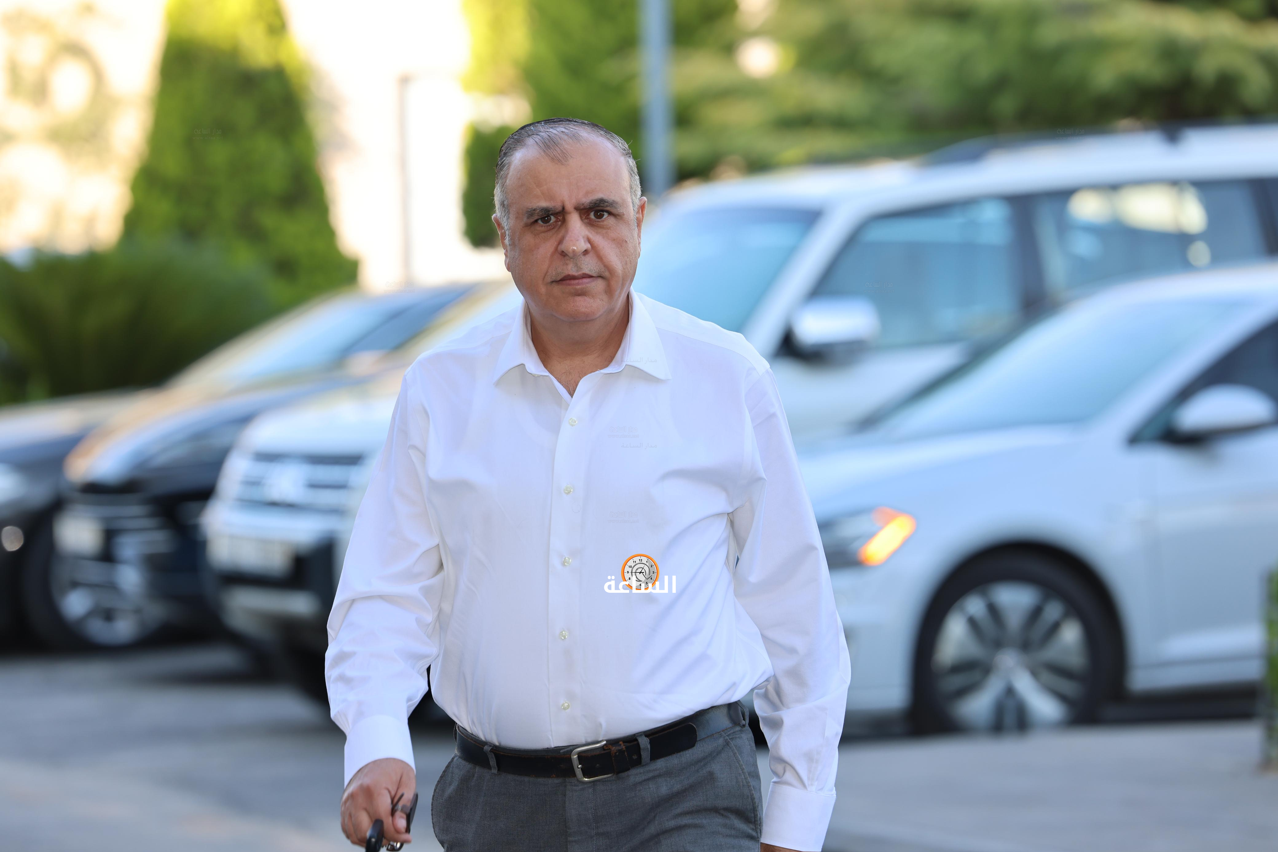 Madar Al-Saa Images 0.9425338706464674