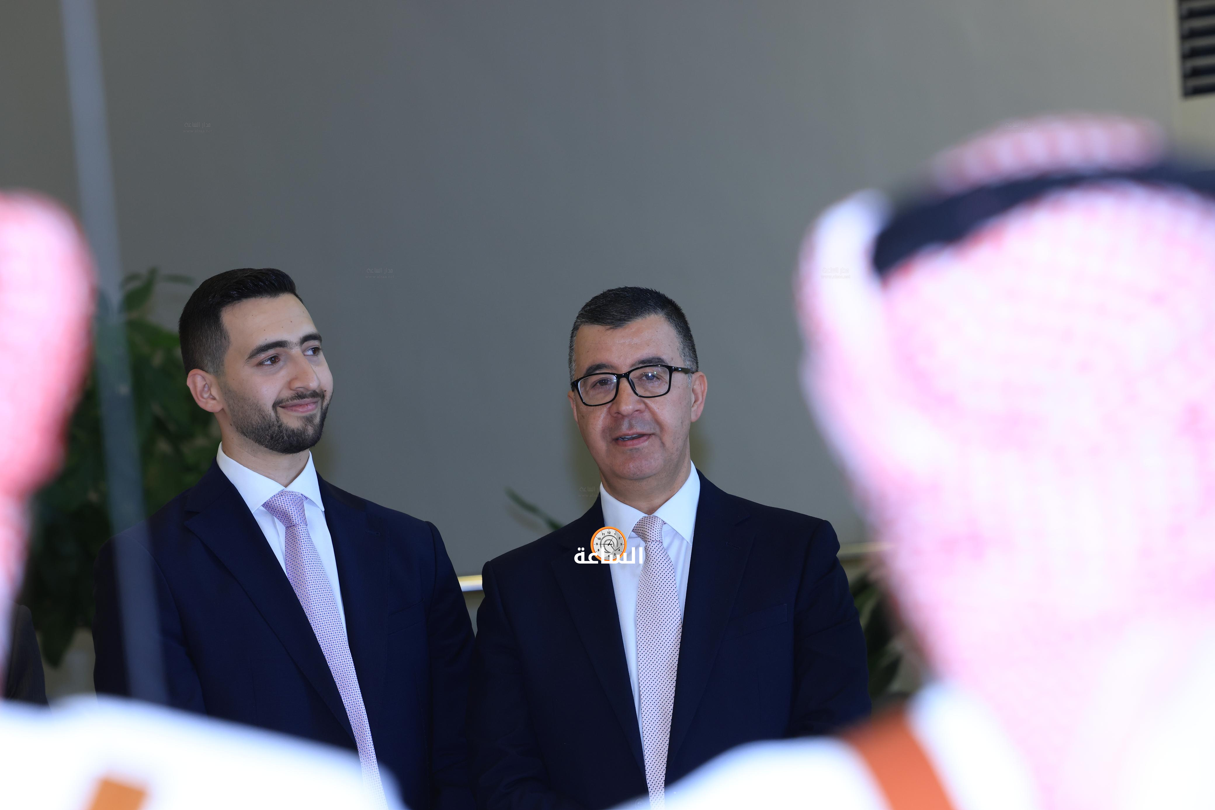Madar Al-Saa Images 0.8759076445699835