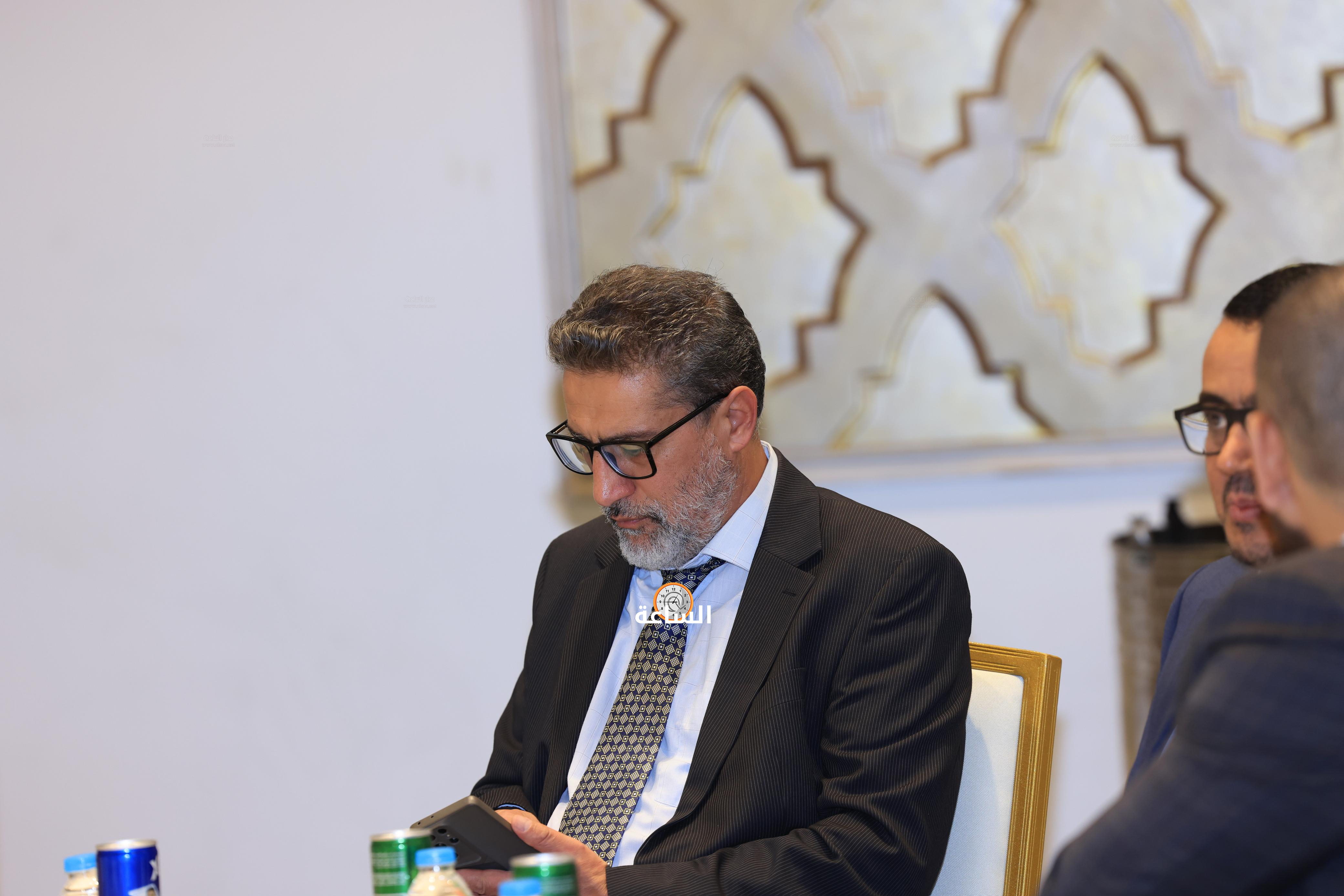 Madar Al-Saa Images 0.5190008366074447