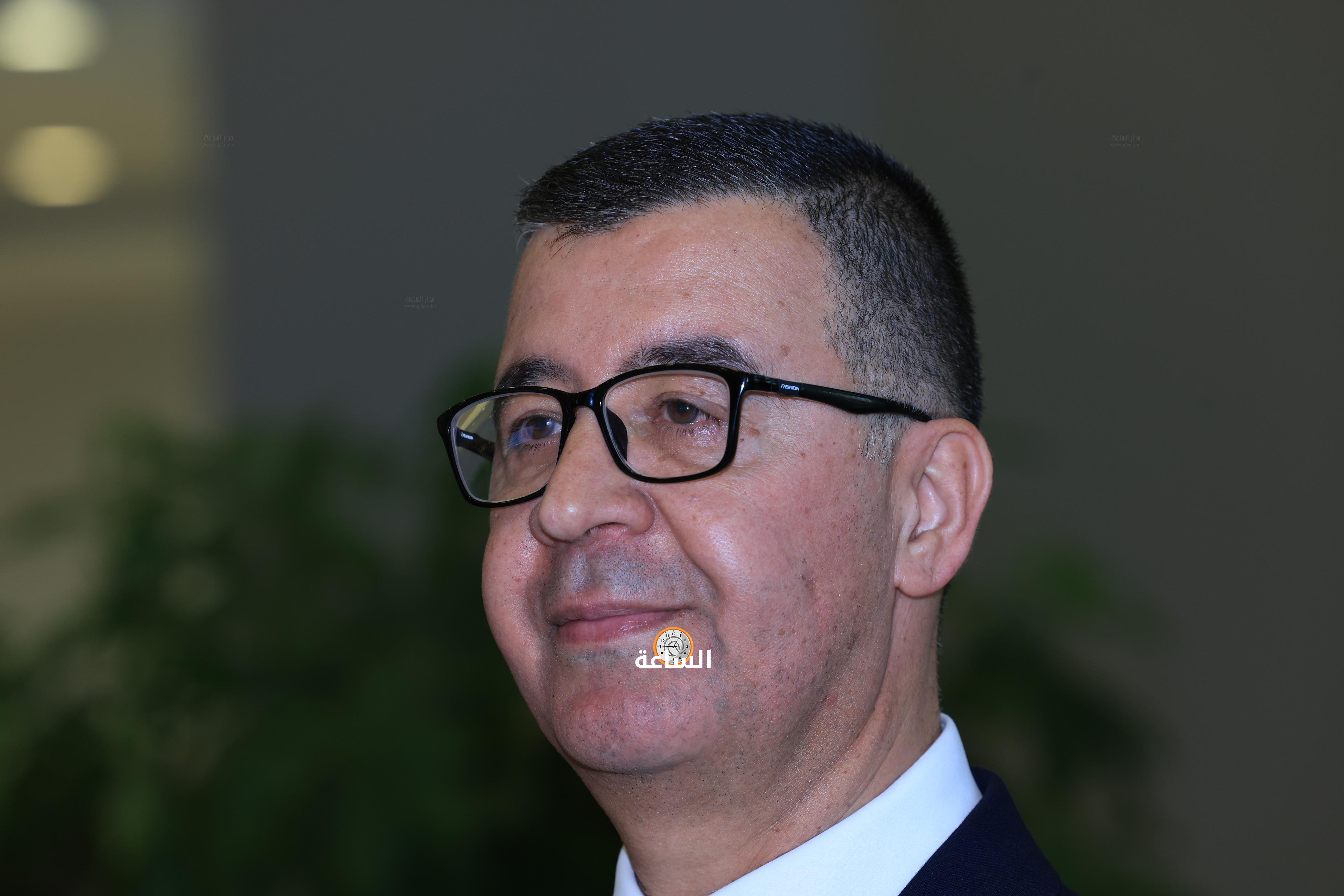 Madar Al-Saa Images 0.08402011323090264