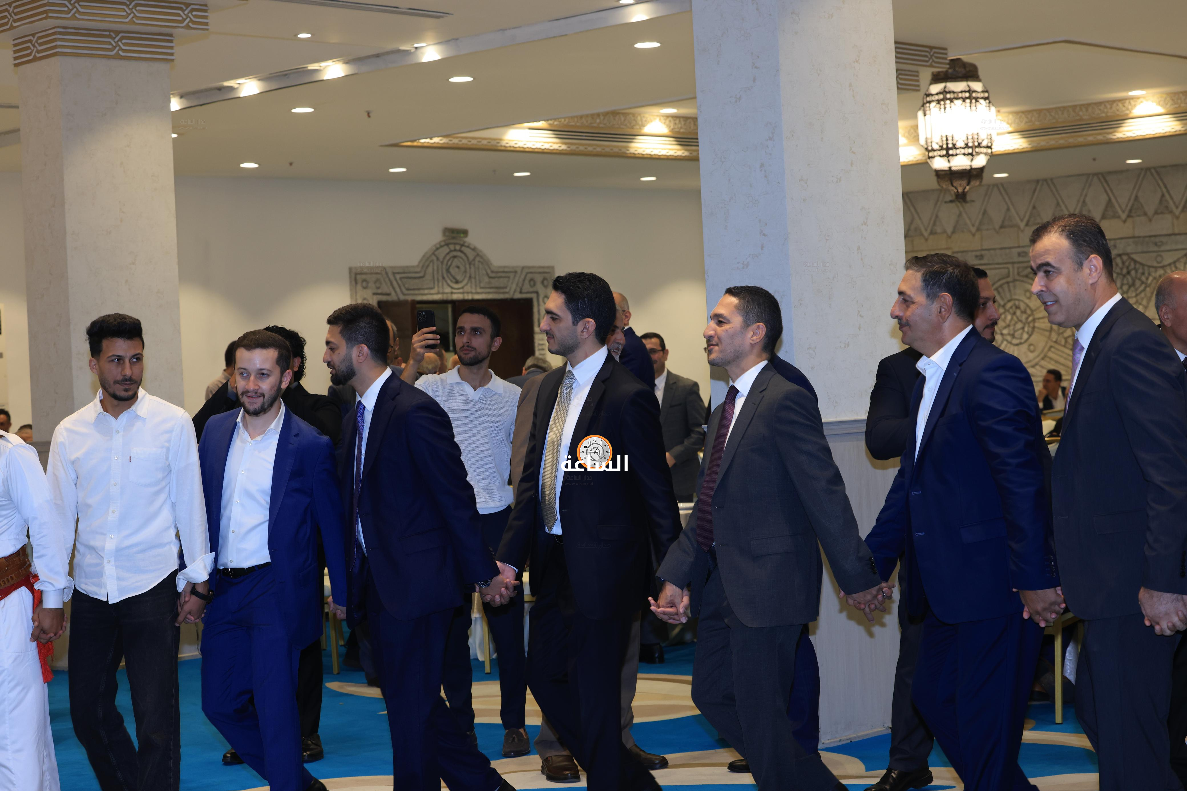 Madar Al-Saa Images 0.09240665998370667