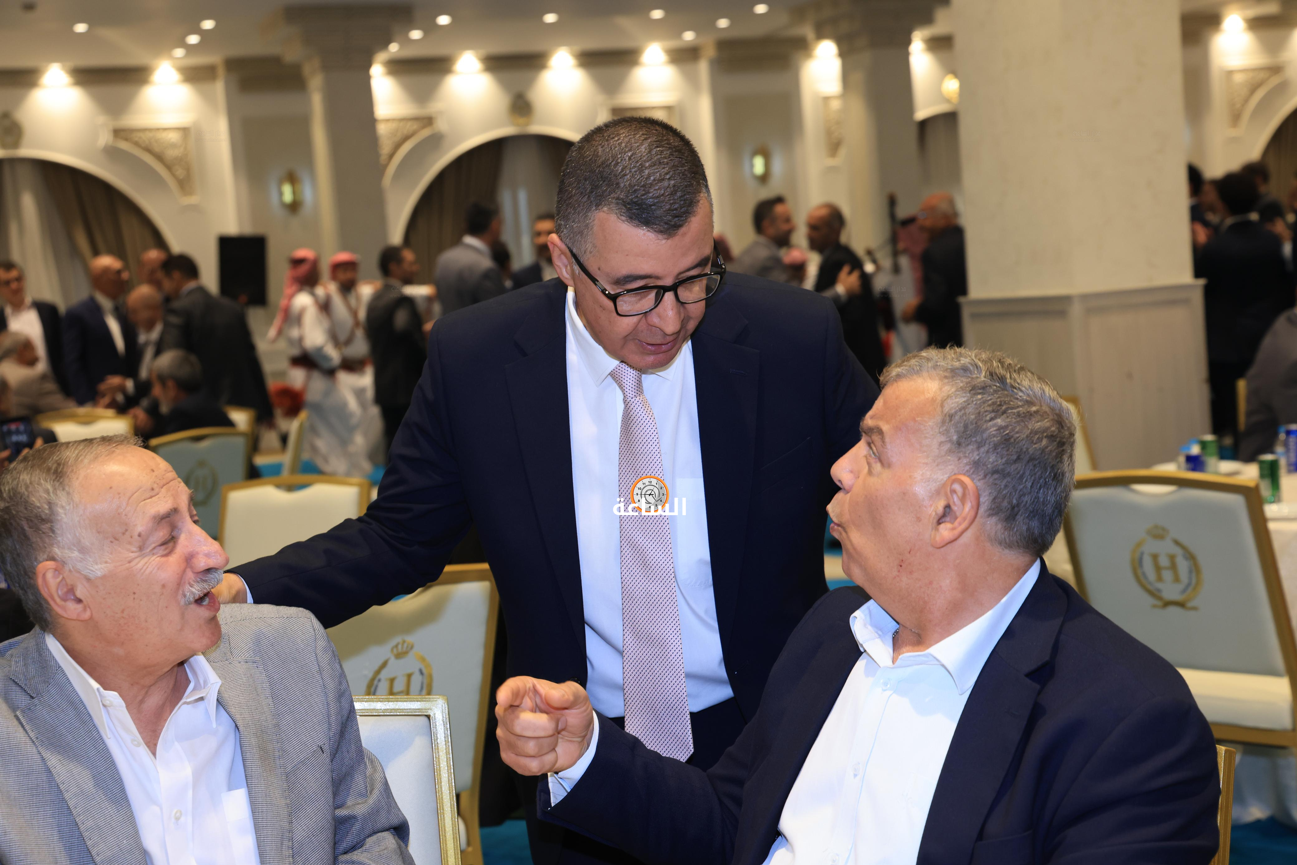 Madar Al-Saa Images 0.19668695179239604