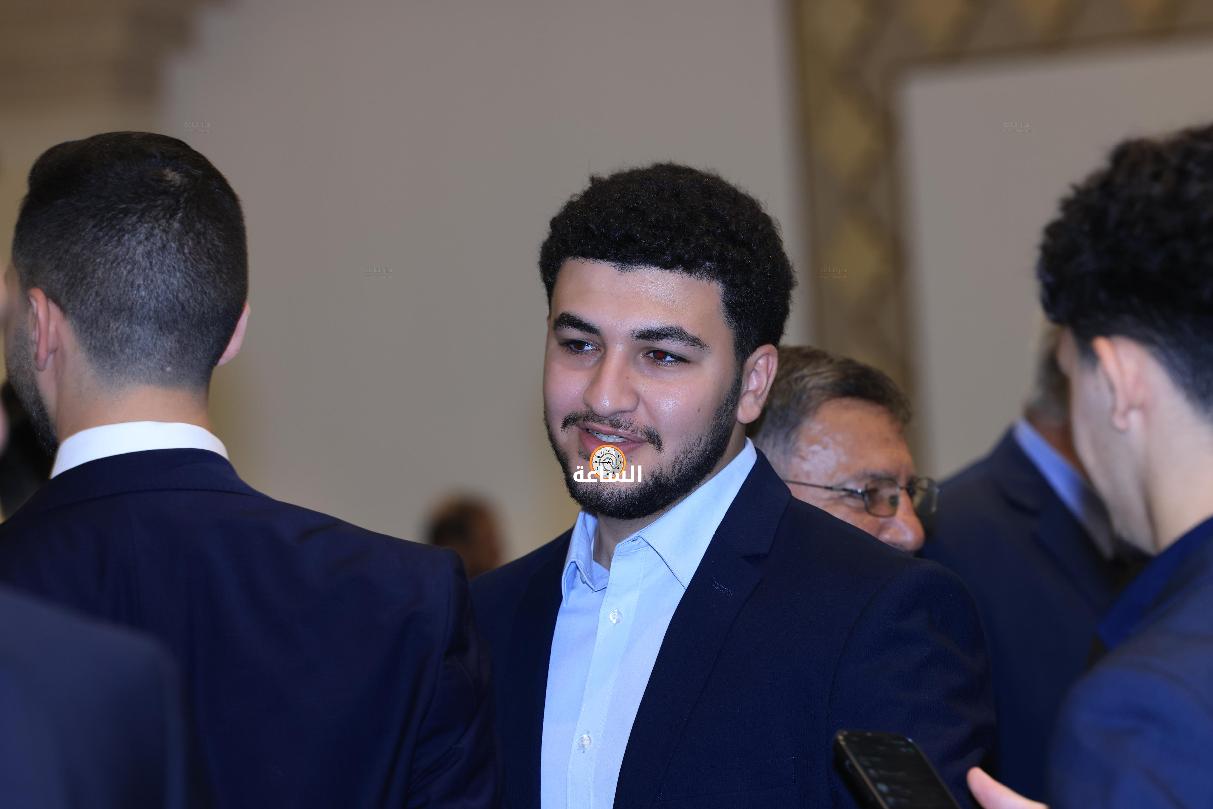 Madar Al-Saa Images 0.3306588235959288