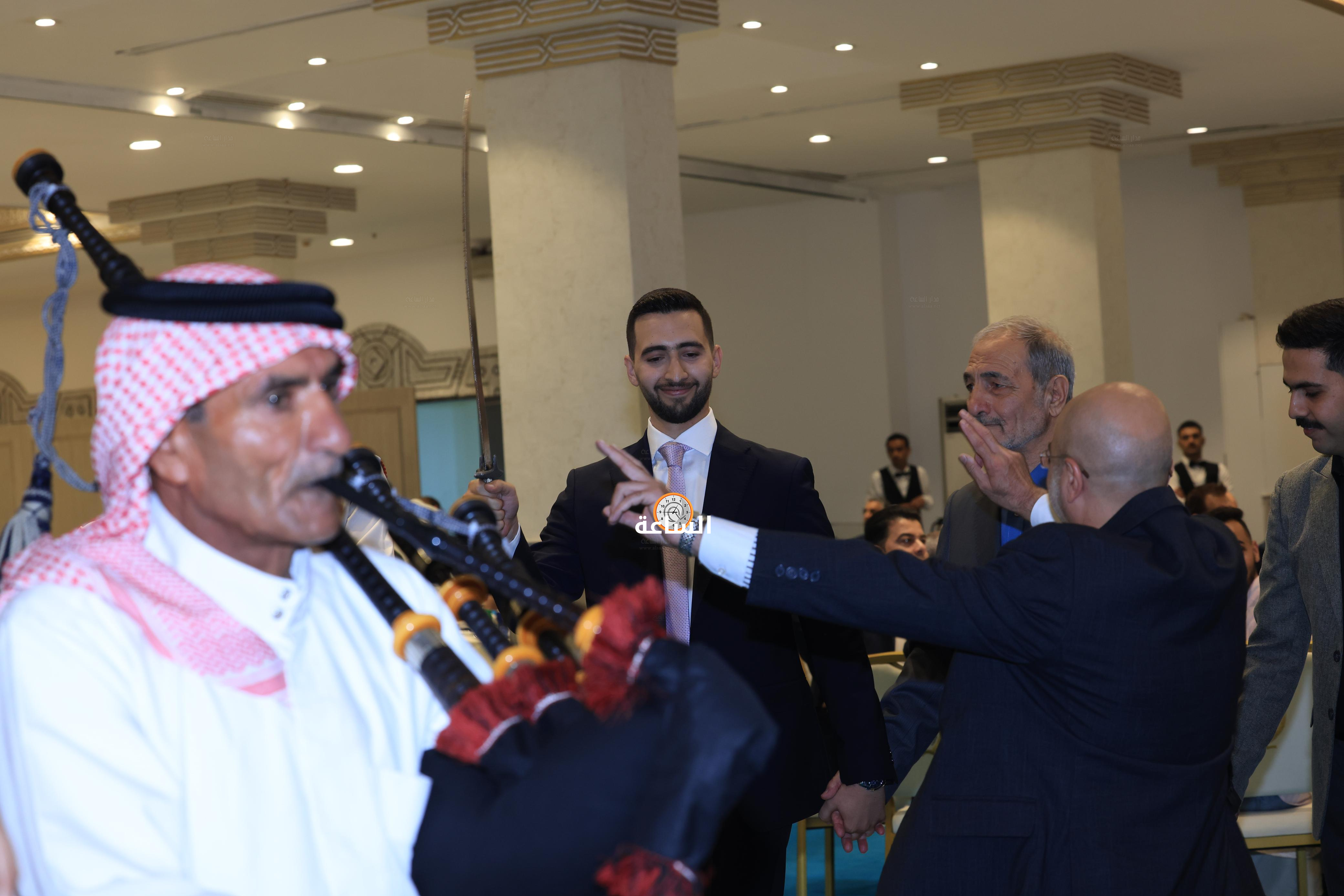 Madar Al-Saa Images 0.48307645846480995