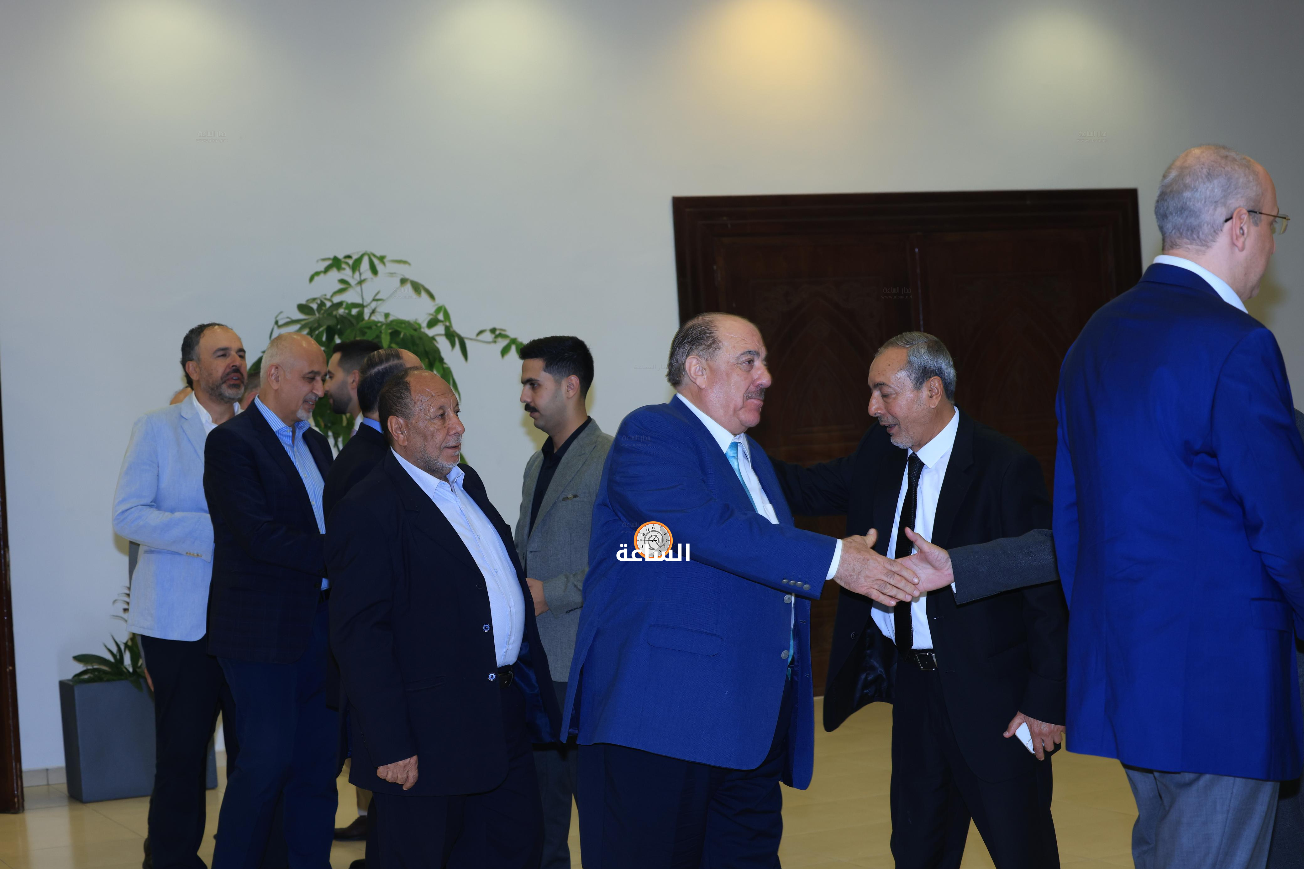 Madar Al-Saa Images 0.6283565511535472