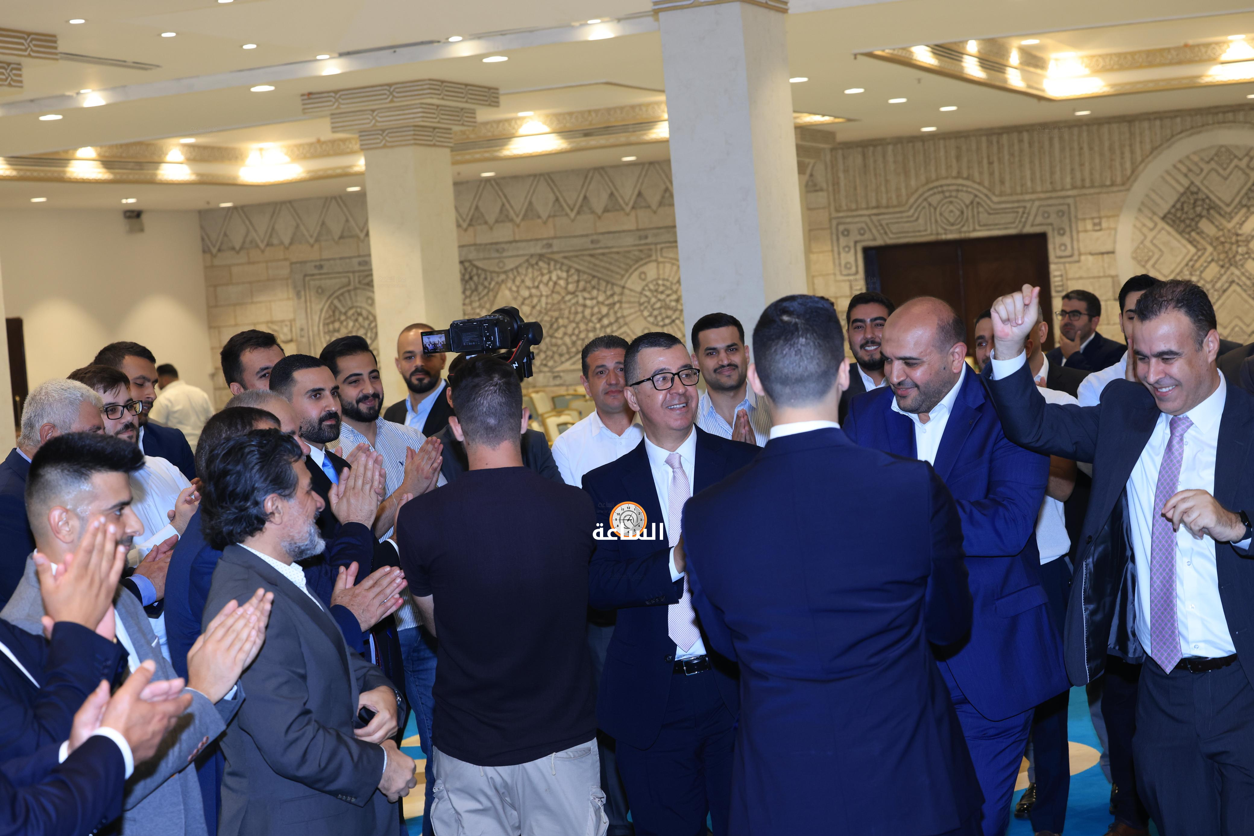 Madar Al-Saa Images 0.6678538868548146