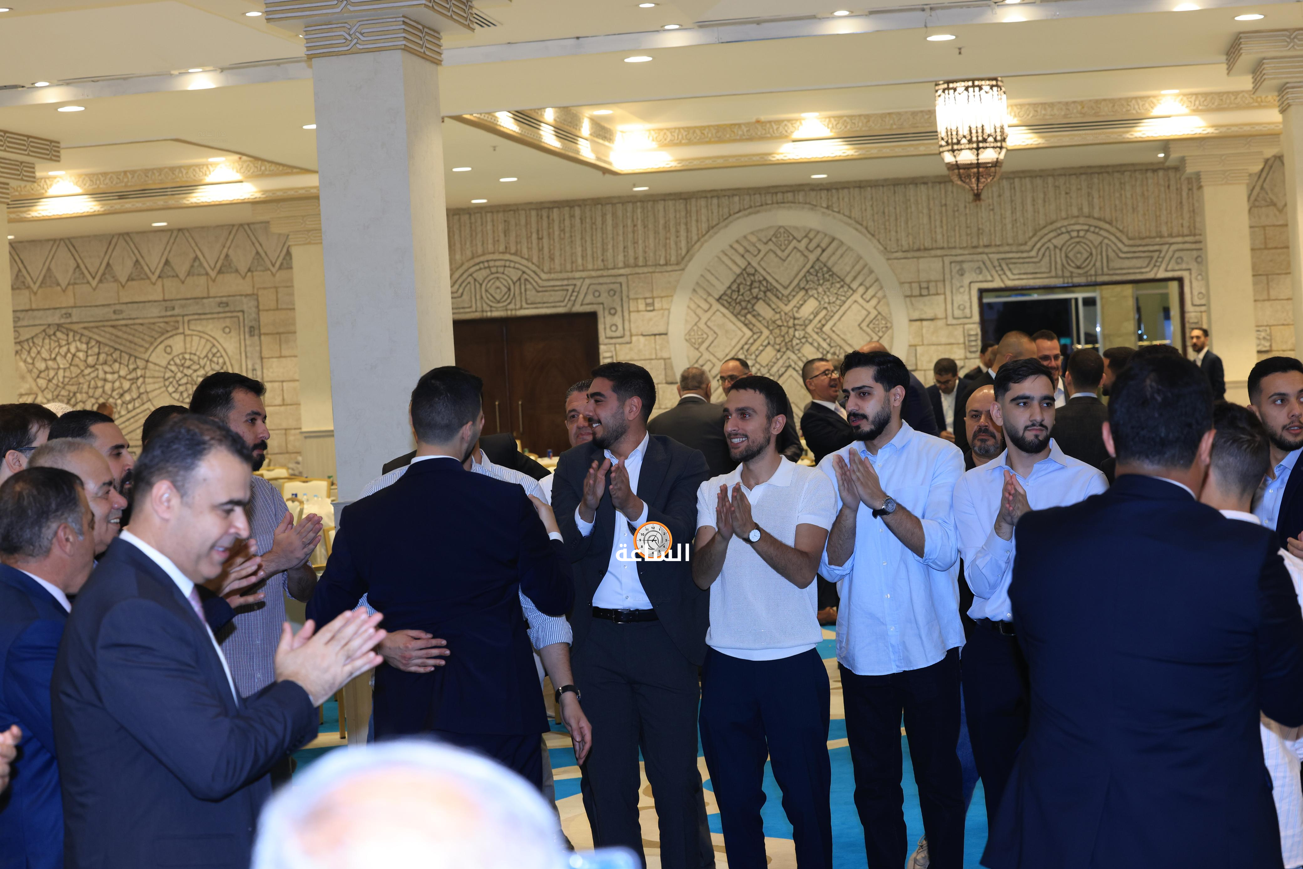 Madar Al-Saa Images 0.5112955754199979