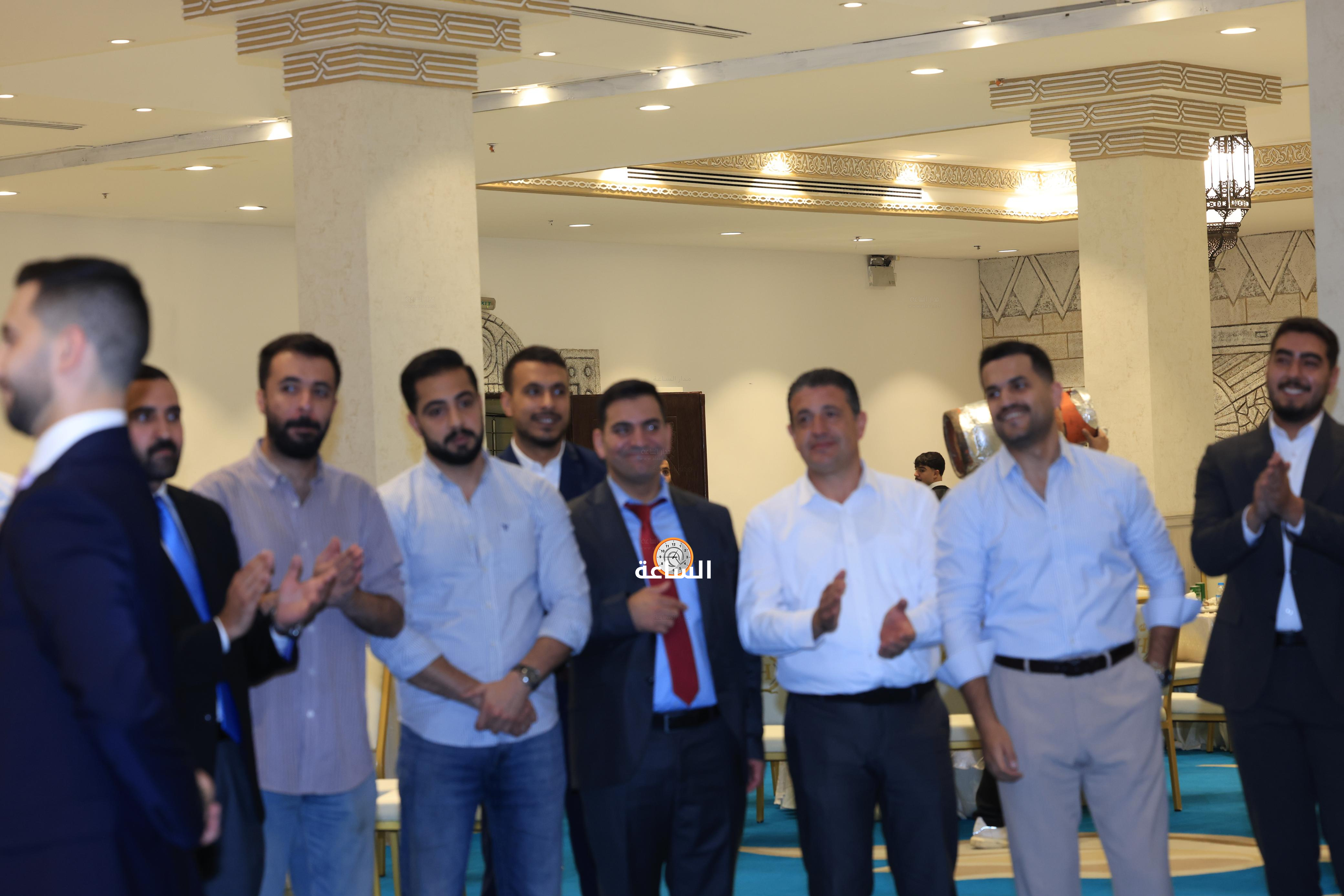 Madar Al-Saa Images 0.566711678363396