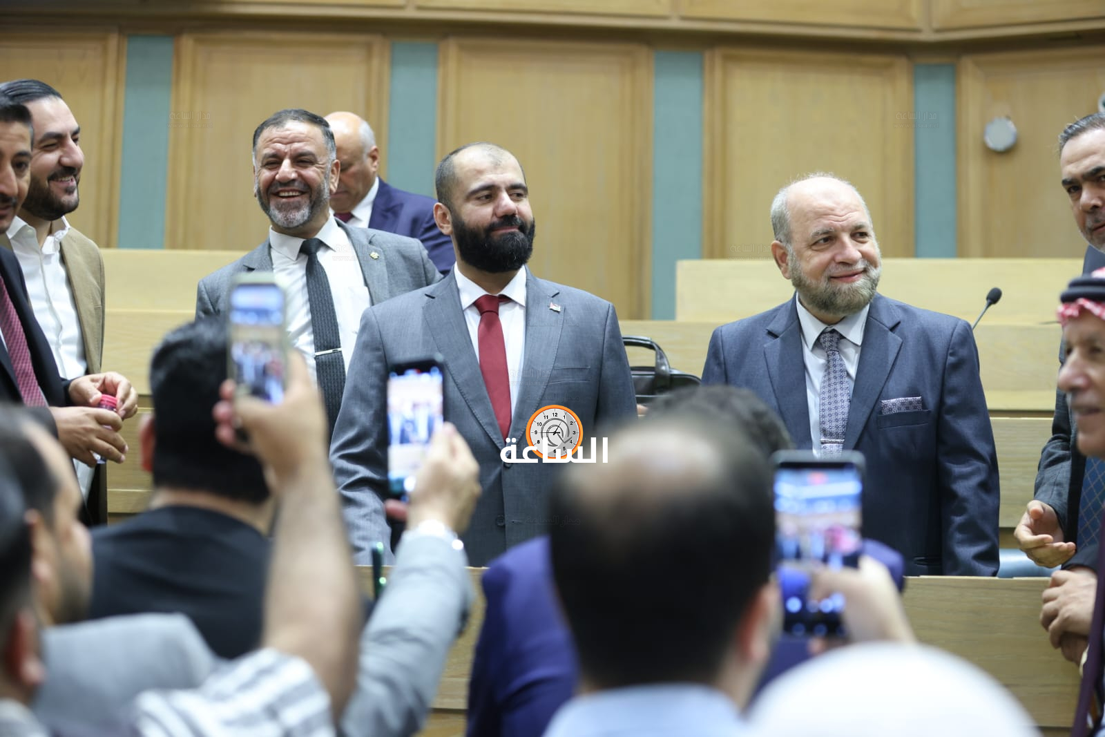 Madar Al-Saa Images 0.7381406946411547