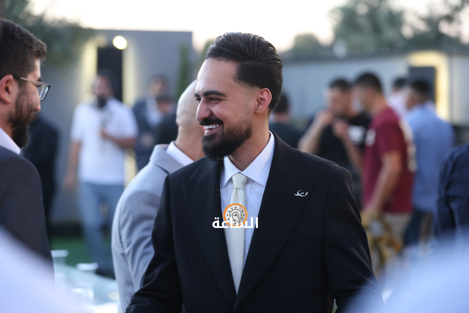Madar Al-Saa Images 0.8910353803215408