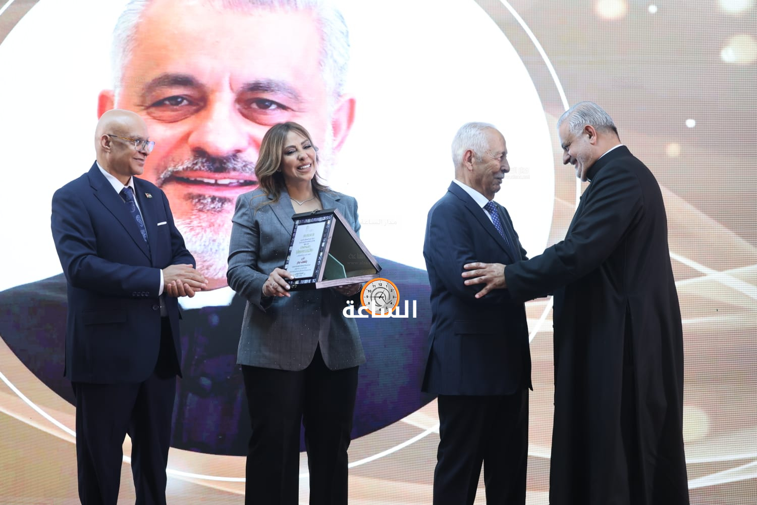 Madar Al-Saa Images 0.48456856652518177