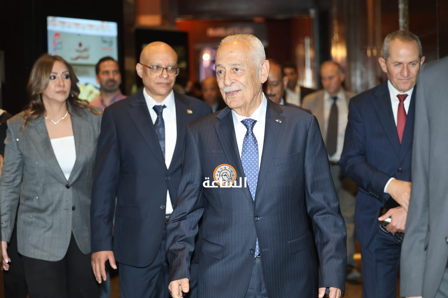 Madar Al-Saa Images 0.3938911780197609