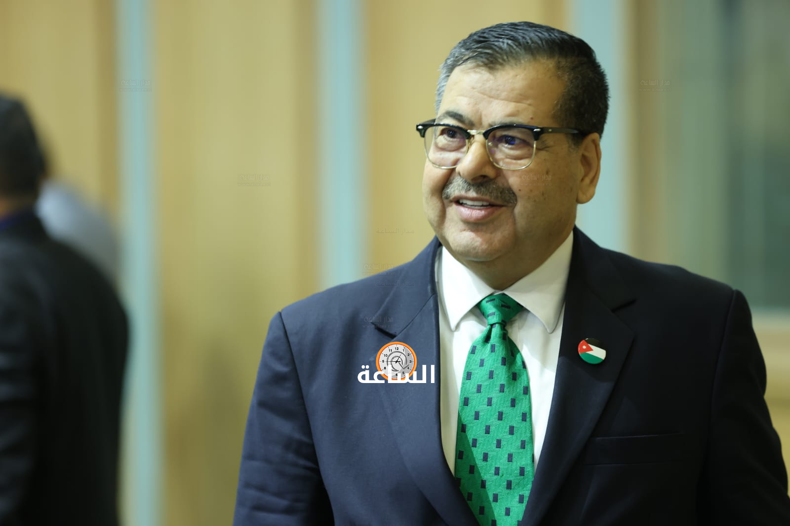 Madar Al-Saa Images 0.39206902702825086
