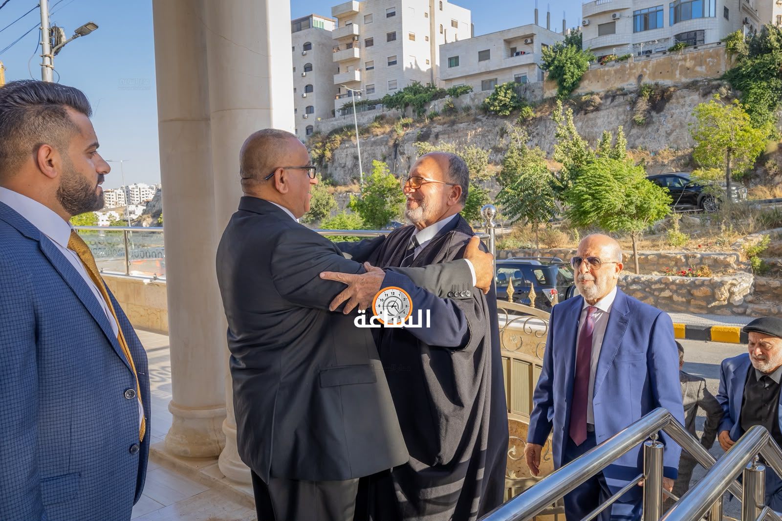 Madar Al-Saa Images 0.5230298168391645